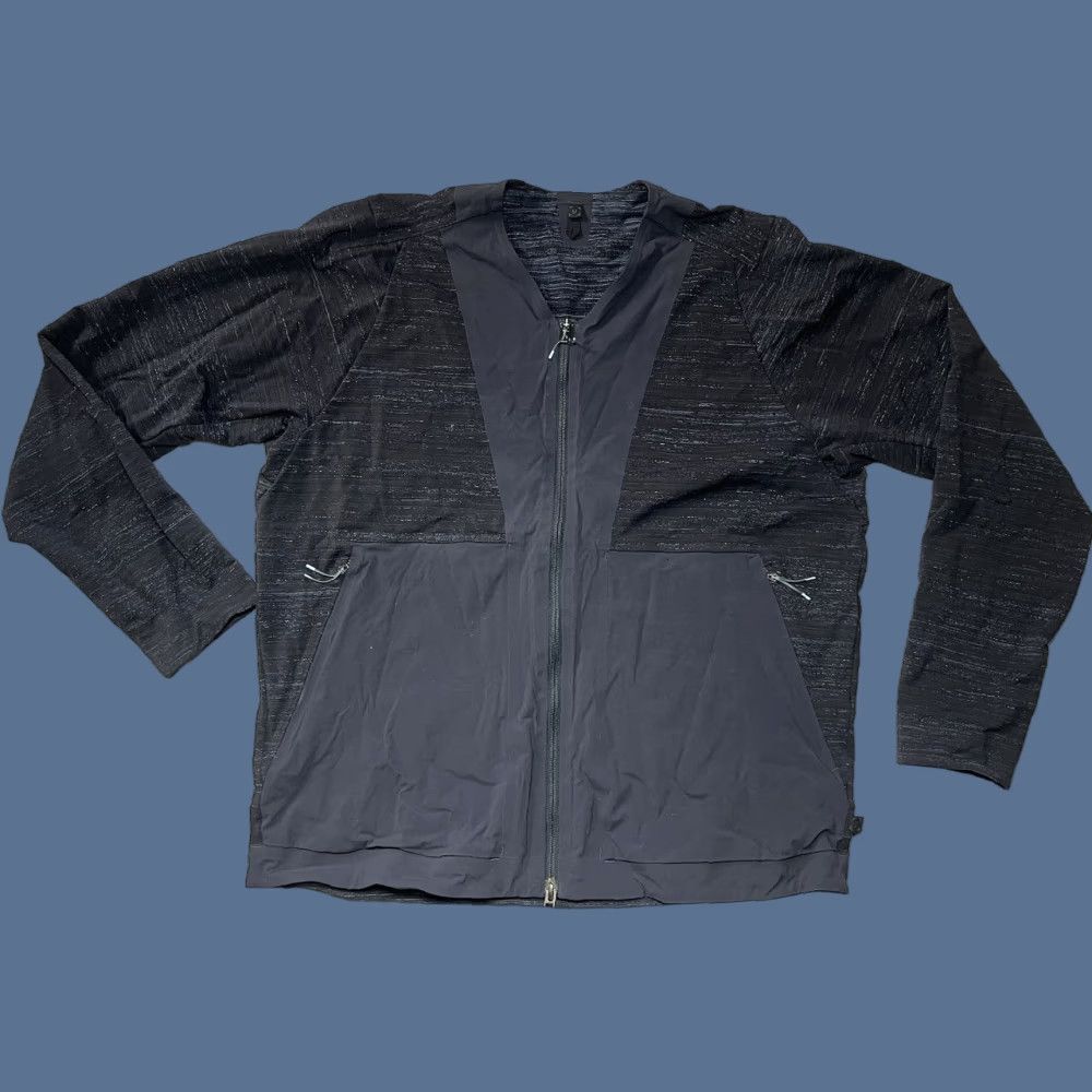Lululemon Lululemon Lab Varsa Jacket Mens L Full Zip Navy Blue Athletic Active EUC Size US L / EU 52-54 / 3 - 1 Thumbnail