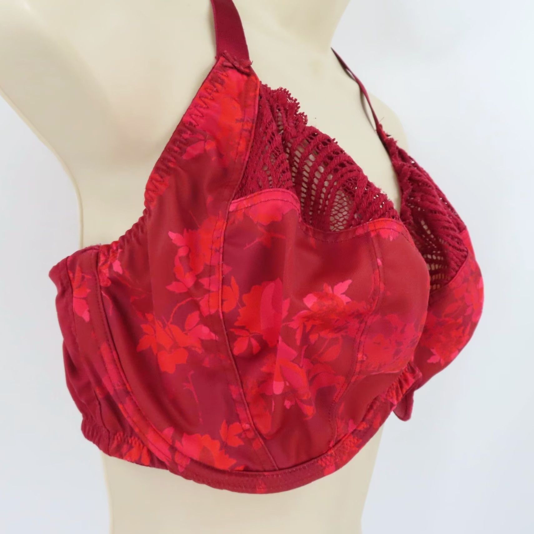 Vintage Panache 40F Arianna Underwire Red Floral Bra User: Panache 40F Arianna Underwire Red Floral Bra Size ONE SIZE - 2 Thumbnail