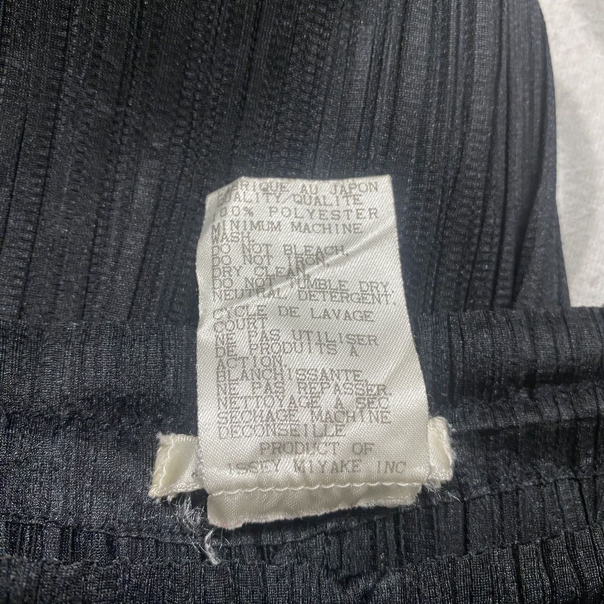 Pleats Please Issey Miyake Vintage Pleats Please Black Pants Straight Leg Size US 30 / EU 46 - 17 Thumbnail
