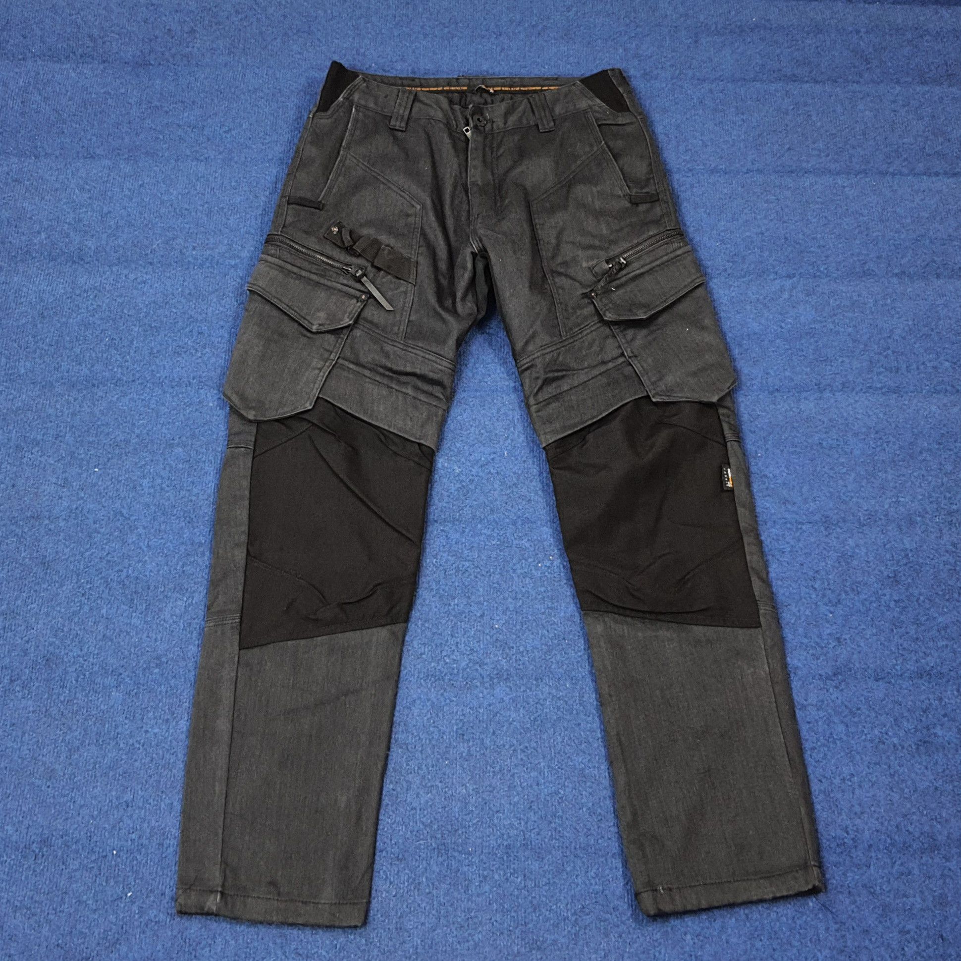Vintage Vintage Field Core Cargo Work Gear Pants C272N22 Size US 30 / EU 46 - 1 Thumbnail