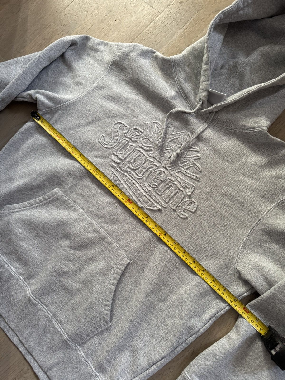 Supreme SUPREME x TIMBERLAND hoodie sizes in photos by tape measure Size US M / EU 48-50 / 2 - 6 Thumbnail