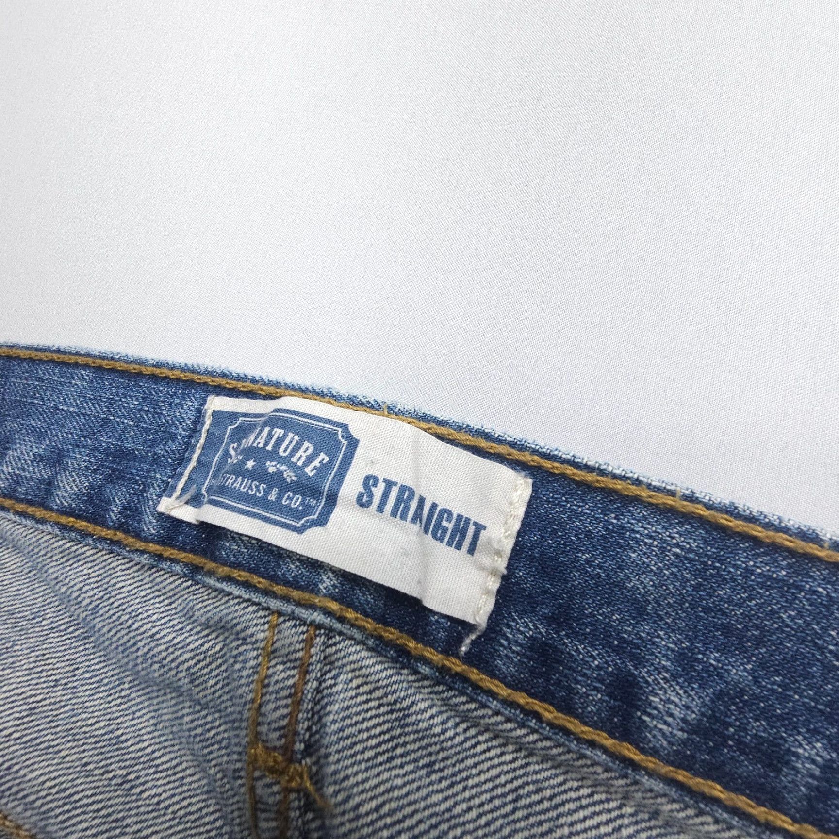Levi's Y2K Levi's Signature Jeans Mens Straight Leg 32x27.5 Blue Cotton Denim 5-Pocket Regular Fit Vintage: No"} Size US 32 / EU 48 - 5 Thumbnail