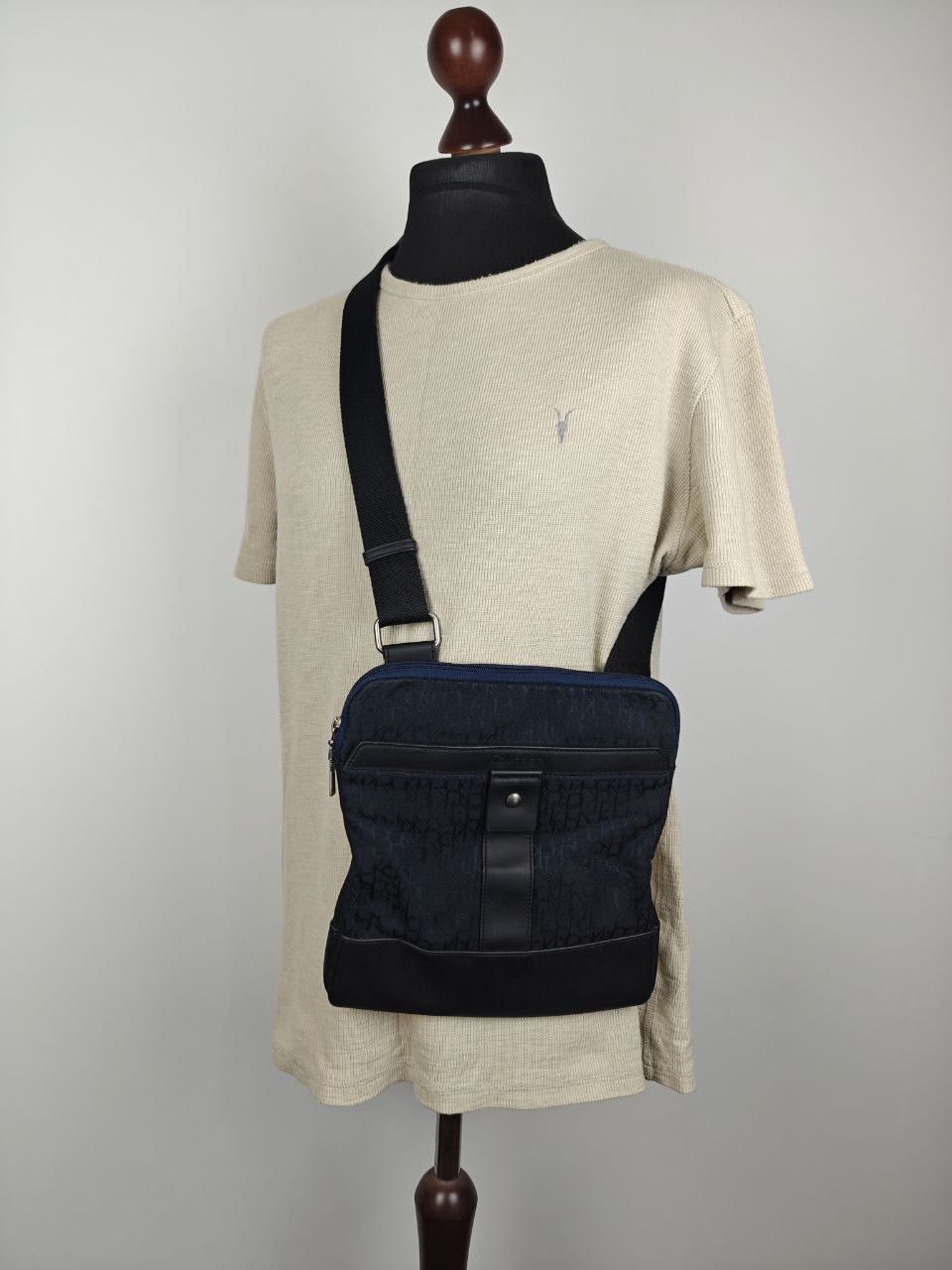 Calvin Klein Calvin Klein Jeans Monogram Crossbody Bag Blue Size 26 - 1 Thumbnail