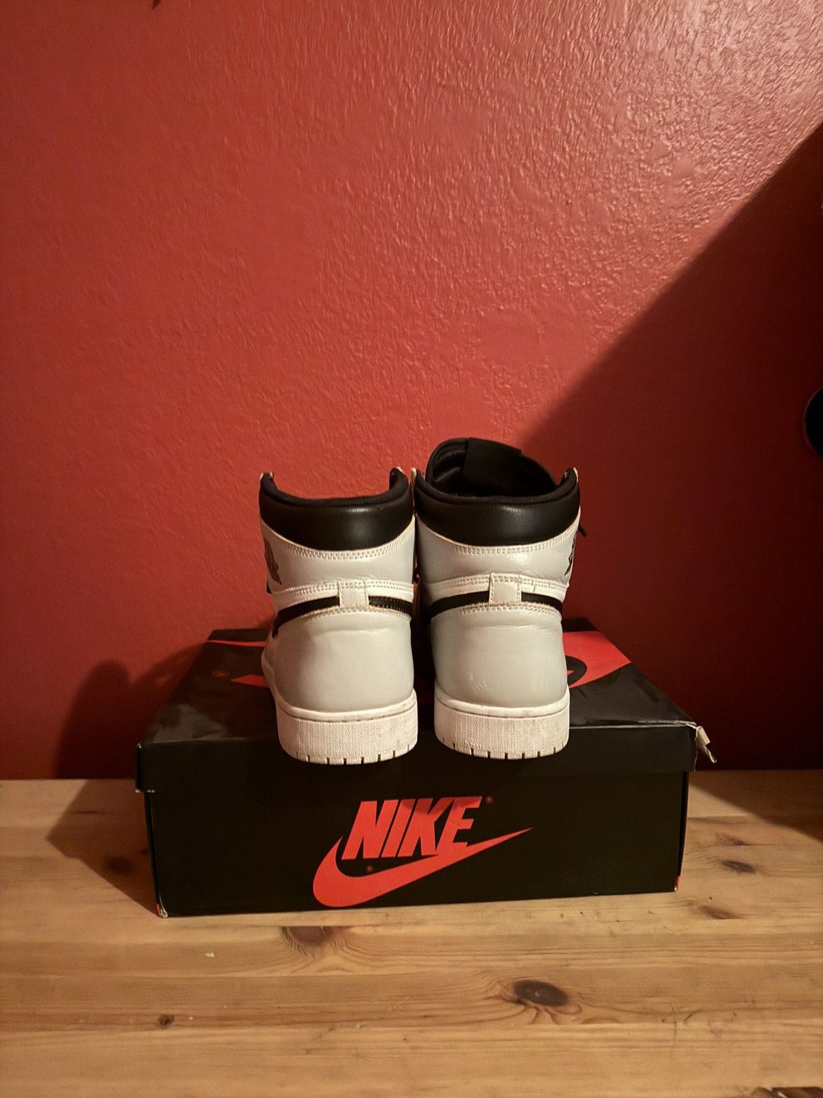 Jordan Brand Jordan 1 Retro High NY To Paris Size US 13 / EU 46 - 4 Thumbnail