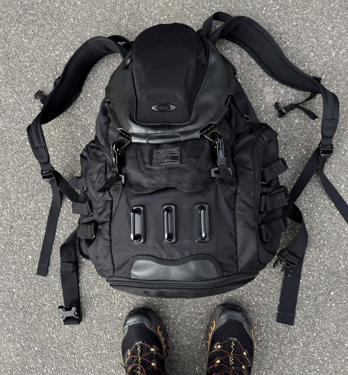 Oakley Oakley Y2K Kitchen Sink Rare Tactical Backpack Gear Bag Size ONE SIZE - 15 Thumbnail