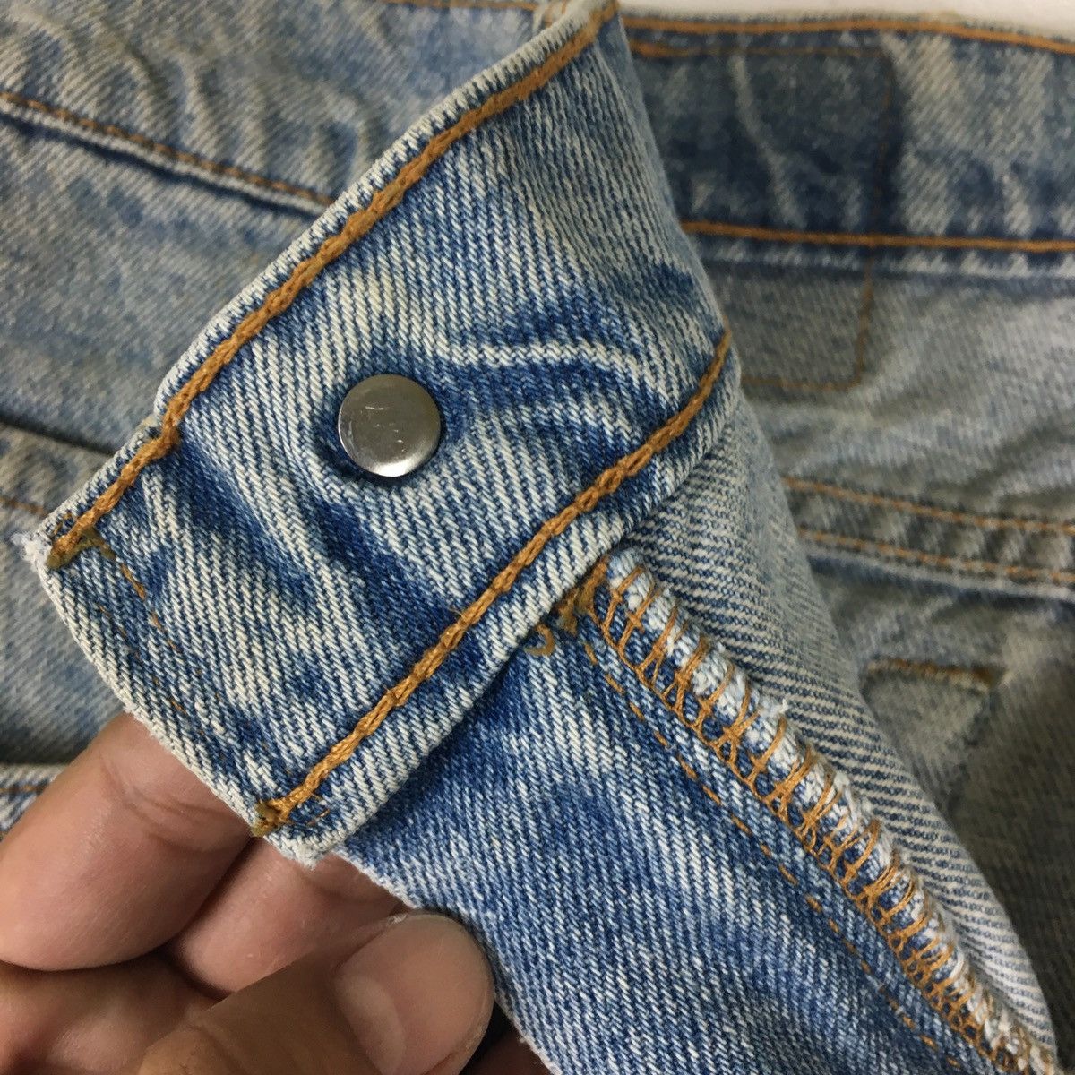 Levi's Vintage Clothing Vintage 90s Levi’s 560 Loose Fit Tapered Leg Size US 34 / EU 50 - 10 Thumbnail