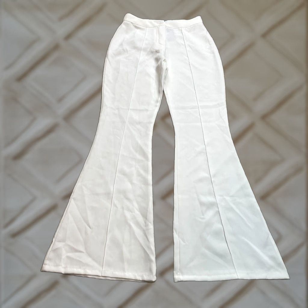 Boohoo VINTAGE Boohoo Pants Chino Flat Front Regular Womens 10 White Ivory New NWT Size 28" / US 6 / IT 42 - 1 Thumbnail