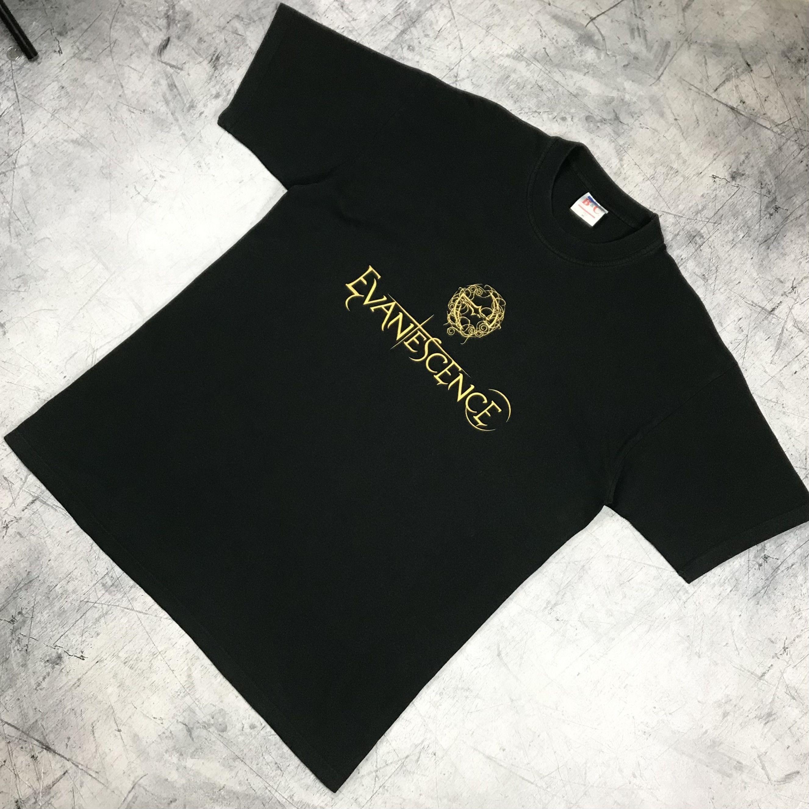 Band Tees Evanescence 2006 Tour Tee Size US XL / EU 56 / 4 - 3 Thumbnail