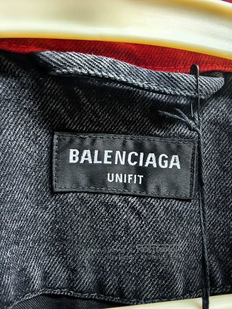 Balenciaga Balenciaga Black and red contrast color denim school unifo Size US L / EU 52-54 / 3 - 3 Thumbnail