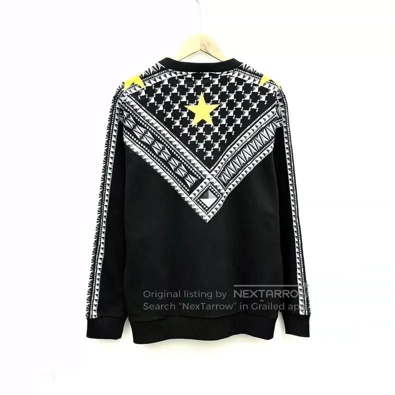 Givenchy Givenchy Yellow Star Round Neck Long Sleeve Hoodie Size US L / EU 52-54 / 3 - 2 Thumbnail