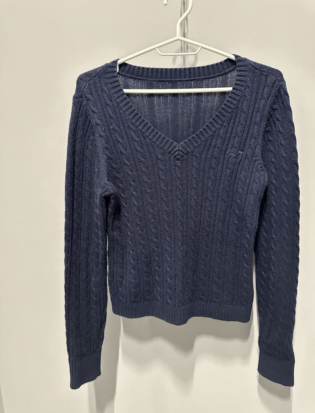 Hollister Y2K Hollister Sweater Women's Medium Blue Cable Knit V Neck Size M / US 6-8 / IT 42-44 - 3 Thumbnail