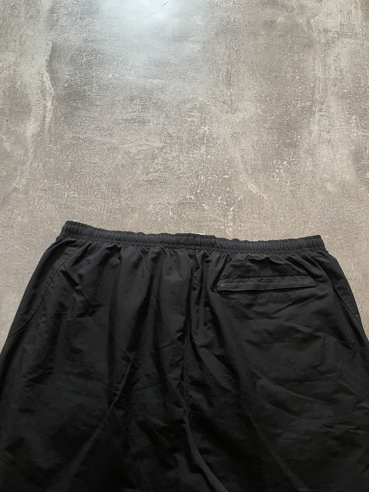 Nike × Vintage Vintage Nike Black Shorts Y2K Size XL Size US 36 / EU 52 - 12 Thumbnail