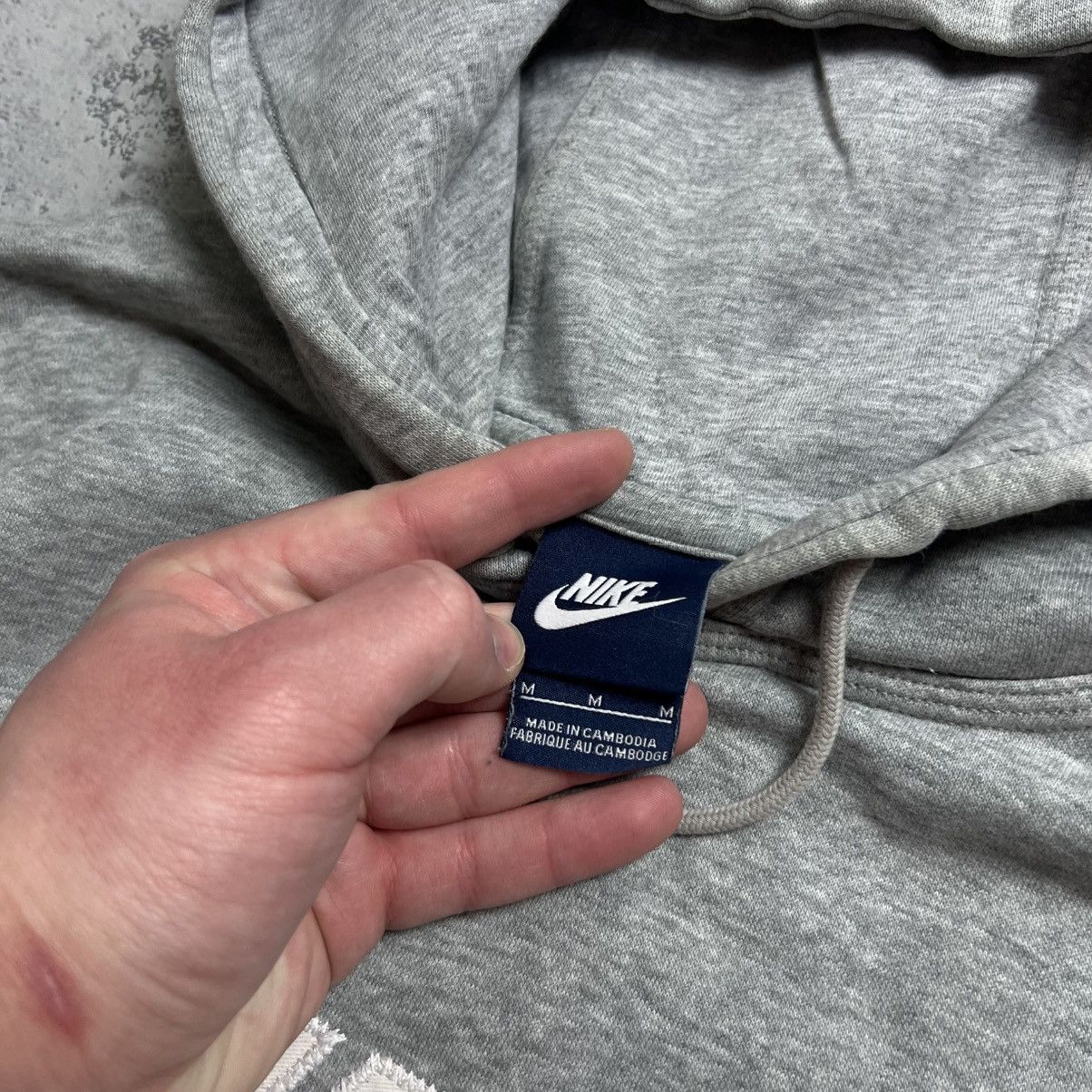 Nike 00s NIKE BIG EMBROIDERED LOGO VINTAGE Y2K PULLOVER HOODIE Size US M / EU 48-50 / 2 - 7 Thumbnail