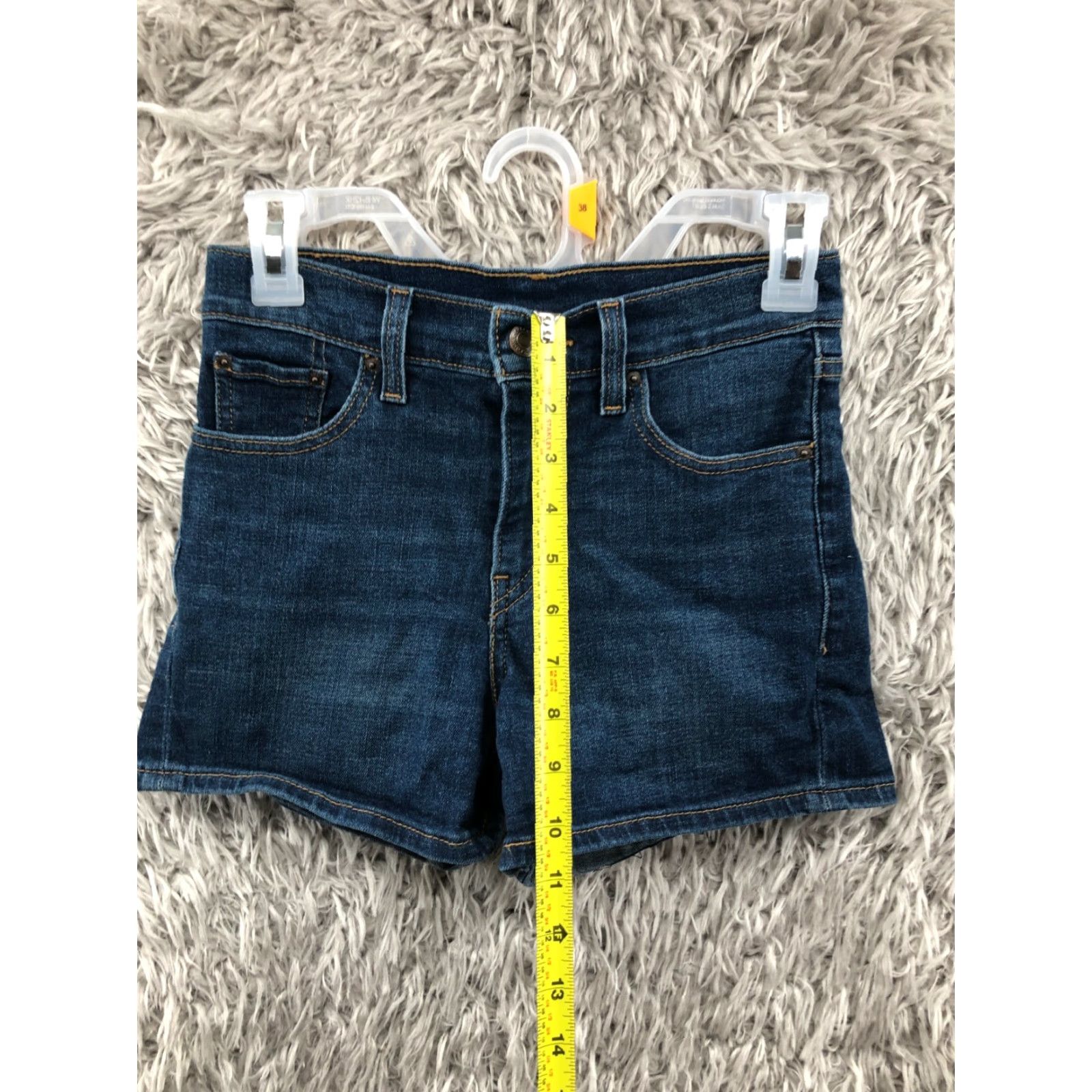 Levi's Levi's Shorts Womens 25 Mid Rise Bermuda 5-Pocket Denim Blue Dark Wash Cotton Womens Size 42" / US 20 - 3 Thumbnail