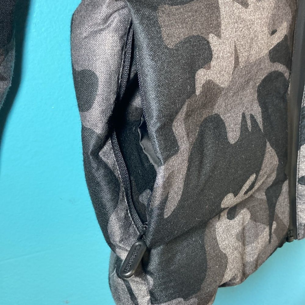 Superdry Superdry Mens Size S Echo Quilt Puffer in Marl Camo NEW with Tags Size US S / EU 44-46 / 1 - 9 Thumbnail