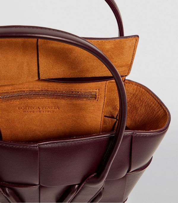Bottega Veneta o1loc1c0824 Size: OS / Small Arco Bag in Bordeaux Size ONE SIZE - 7 Thumbnail