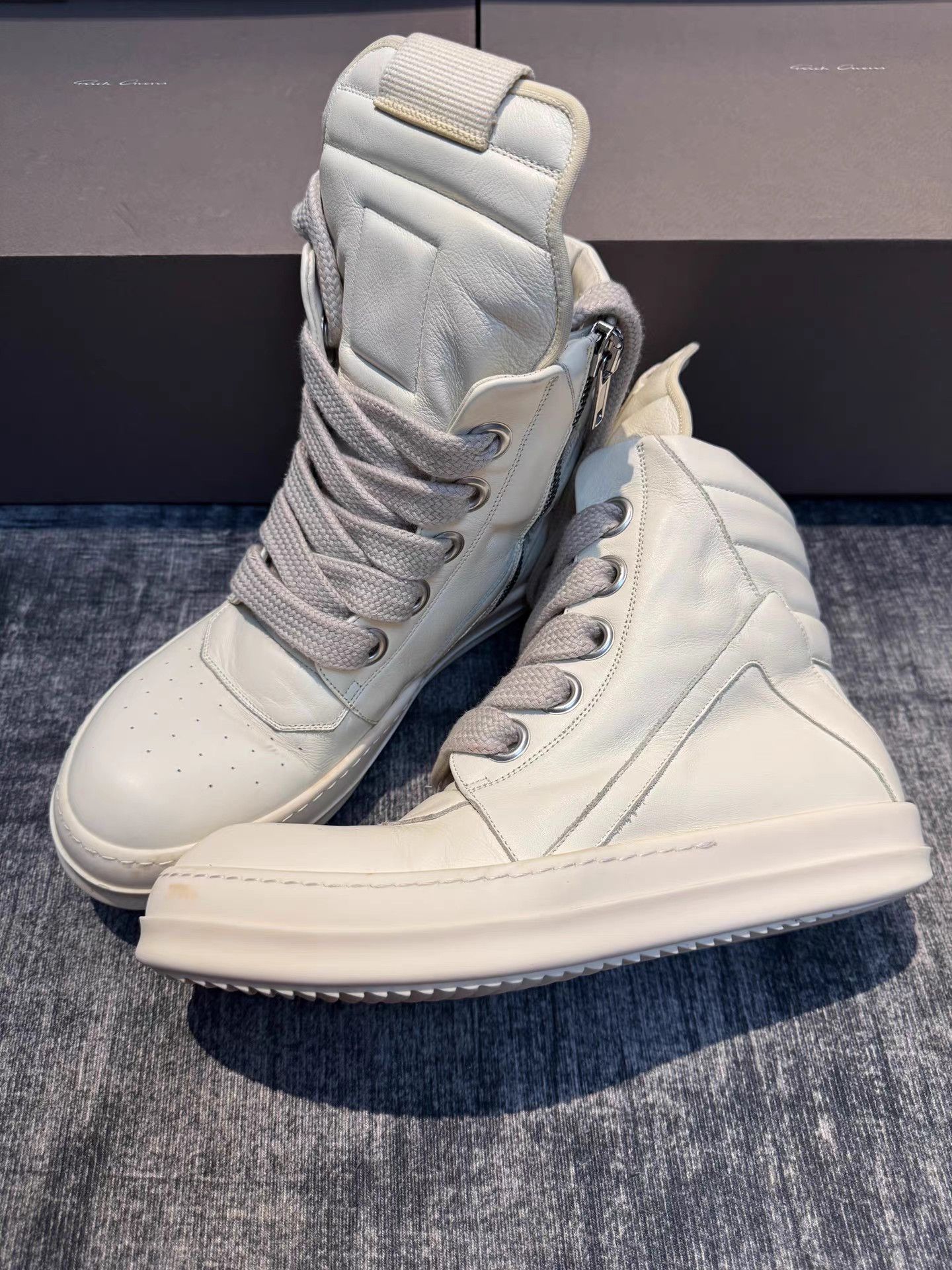 Rick Owens Rick Owens Mainline White Reverse Triangle with Thick Laces Size US 9 / EU 42 - 1 Thumbnail