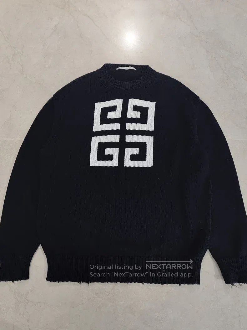Givenchy Givenchy Sweater (Large Logo Embroidery Front and Back) Size US S / EU 44-46 / 1 - 1 Thumbnail