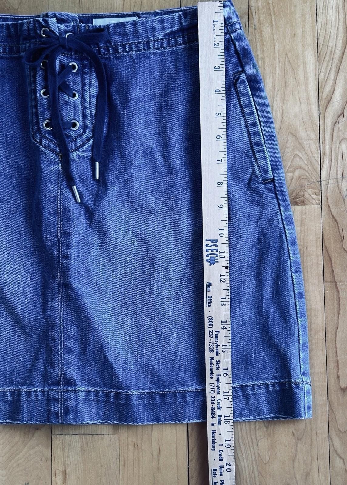 Ann Taylor Ann Taylor Loft Denim Jean Lace Up Mini Skirt 100 % Cotton Size 30" / US 8 / IT 44 - 5 Thumbnail