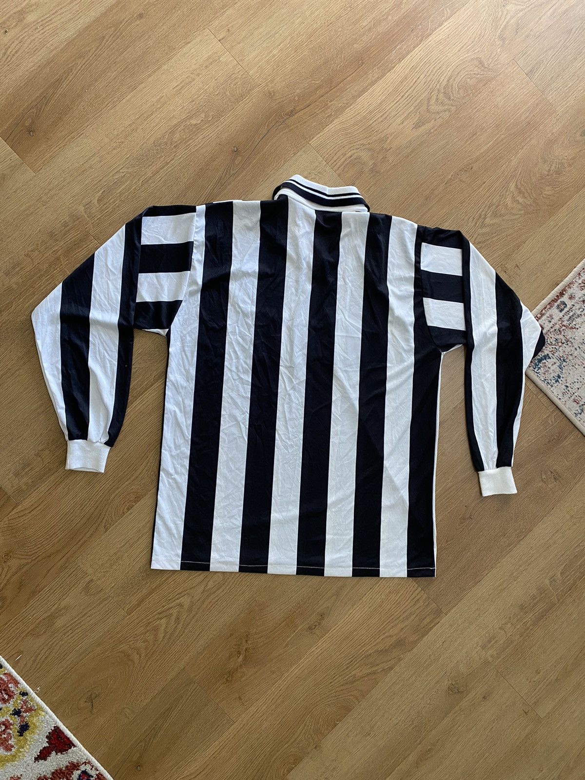 Vintage Vintage Juventus Danone Size US XL / EU 56 / 4 - 2 Thumbnail