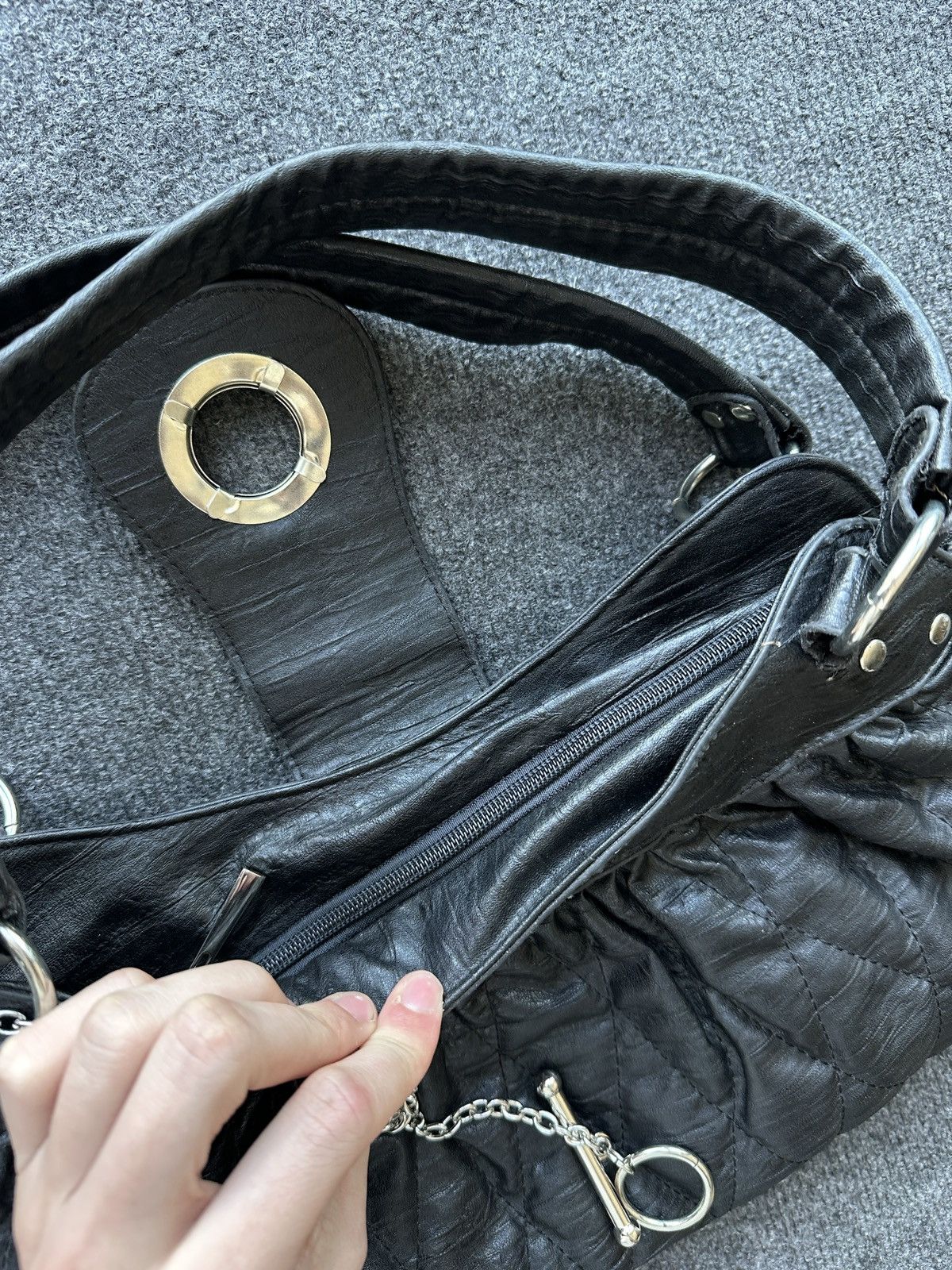 Other 🚨Y2K AVANT-GARDE 🚨mesh silver Japan style hand bag Y2K 90s Size ONE SIZE - 7 Thumbnail