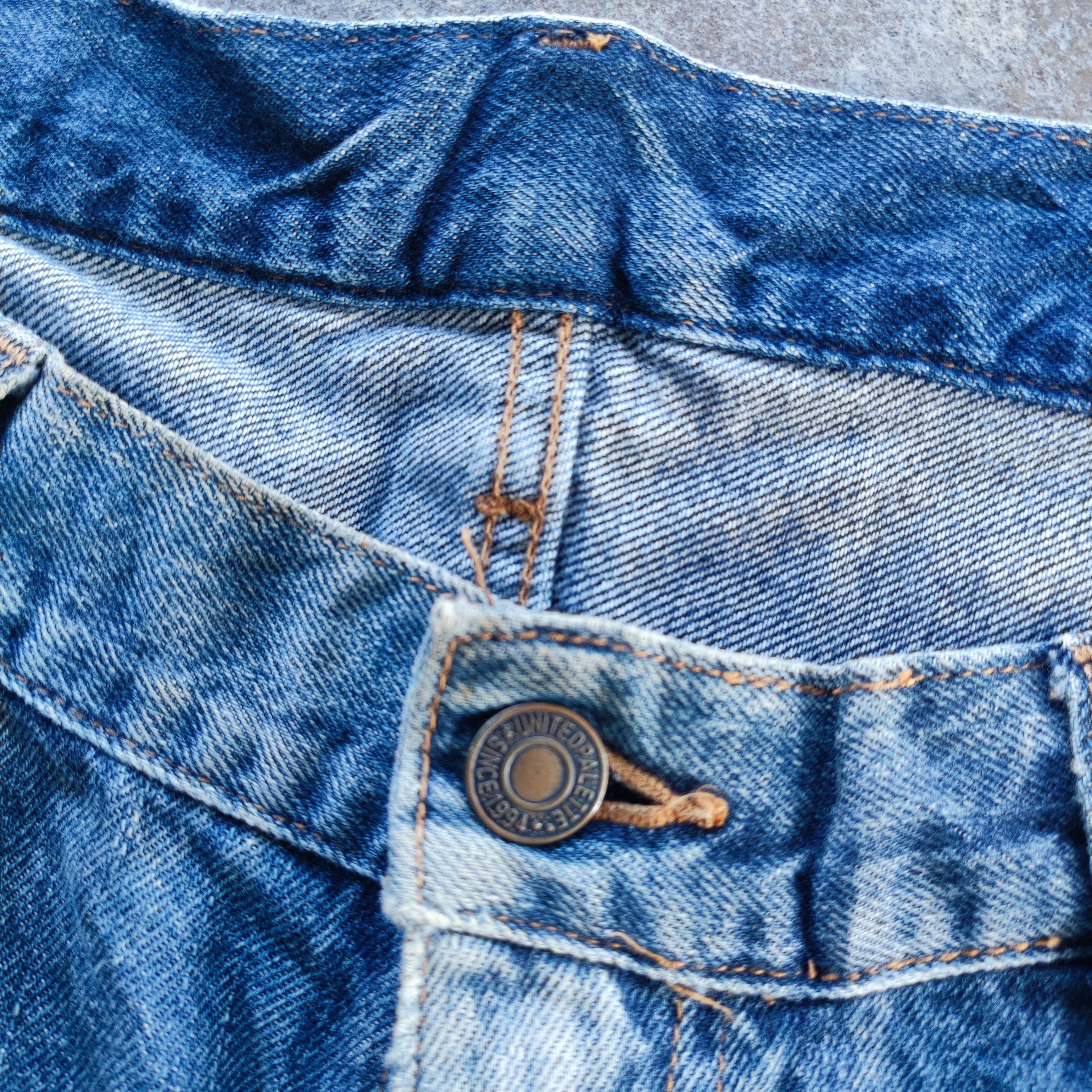 Japanese Brand Vintage Japanese Brand Buggy Jeans Distressed Faded Jeans Size US 39 - 7 Thumbnail
