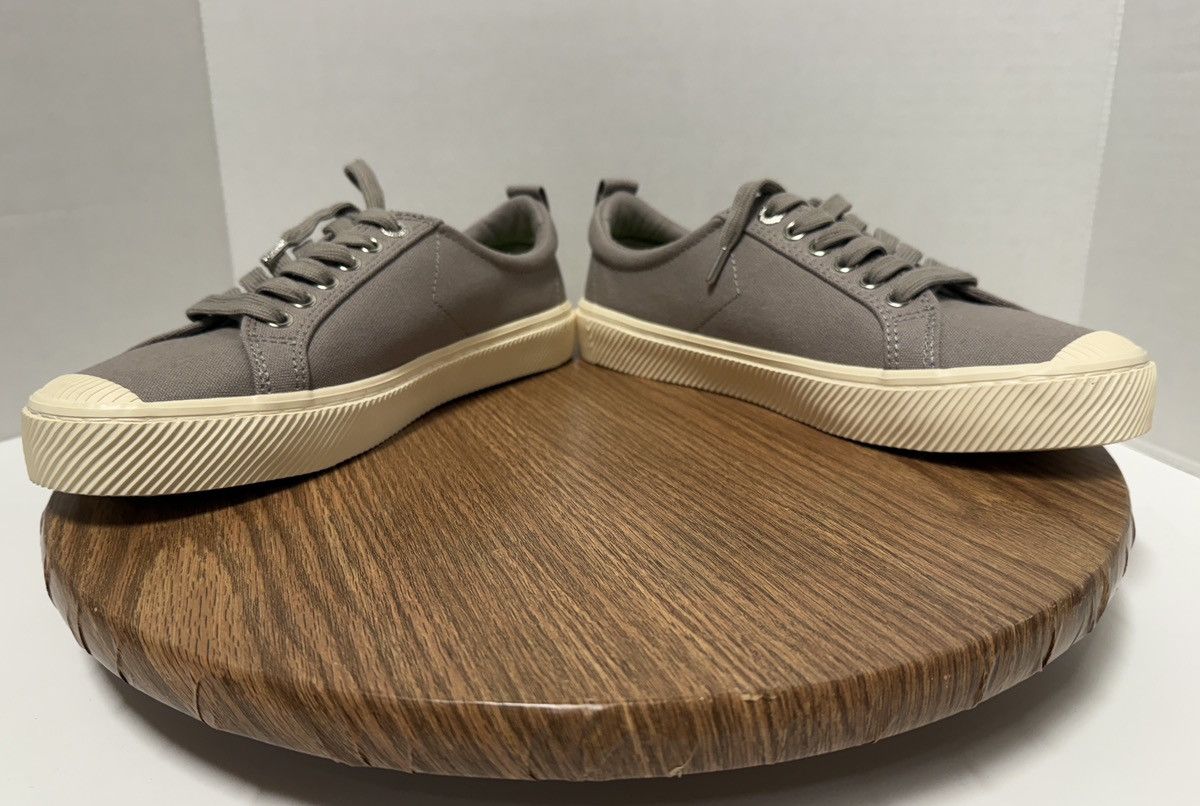 Other Cariuma Unisex Grey Organic Cotton Canvas Neon Sneakers Size US 9.5 / IT 39.5 - 6 Thumbnail