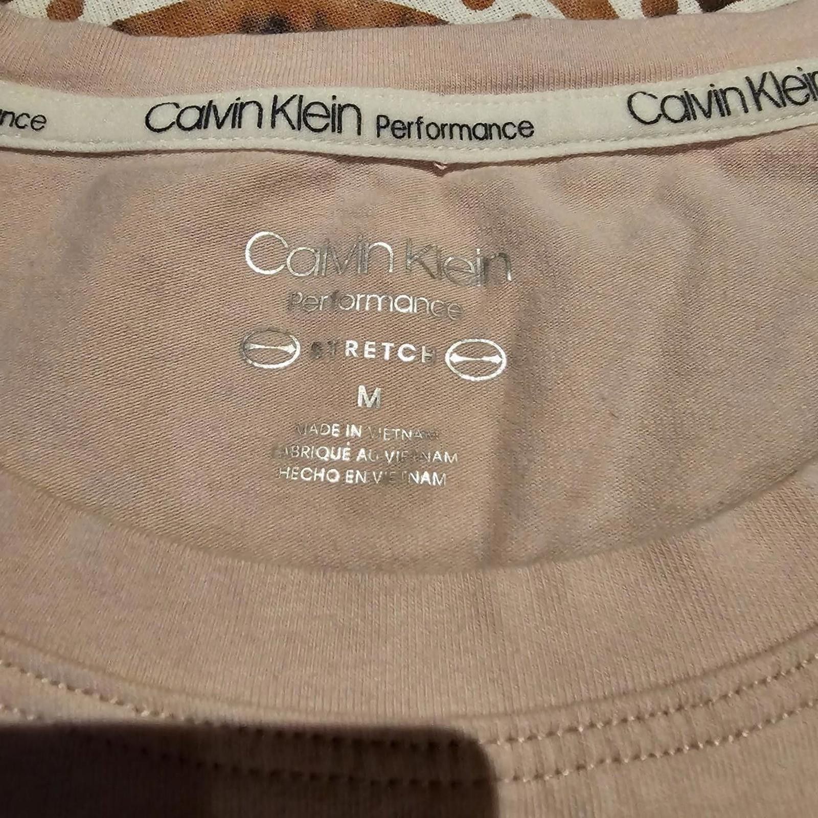 Calvin Klein Calvin Klein Women's Pink T-shirt Size M / US 6-8 / IT 42-44 - 4 Thumbnail