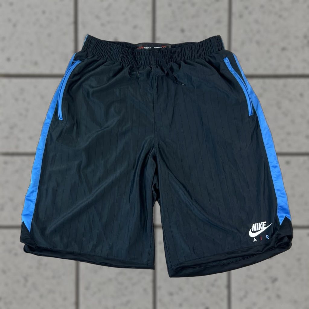 Nike VINTAGE Mens Nike Air Y2K Basketball Grey Blue Pin Stripe Shorts Zippered Pockets XL Adults Grey Pinstripe Pockets Basketball Nike Air Y2K Mens XL Size US 36 / EU 52 - 1 Thumbnail