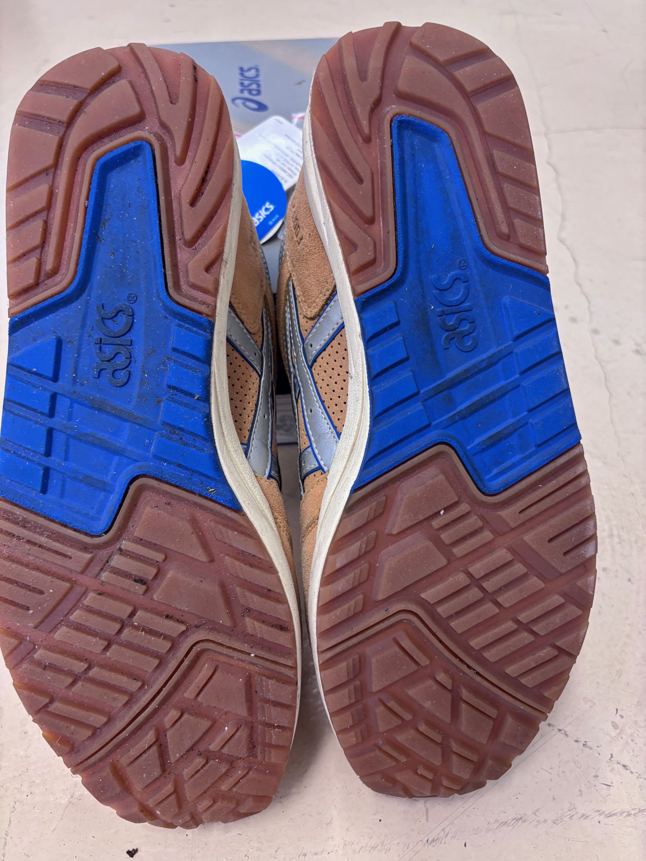 Asics × Footpatrol Asics x Footpatrol Gel-Saga Size US 12 / EU 45 - 7 Thumbnail