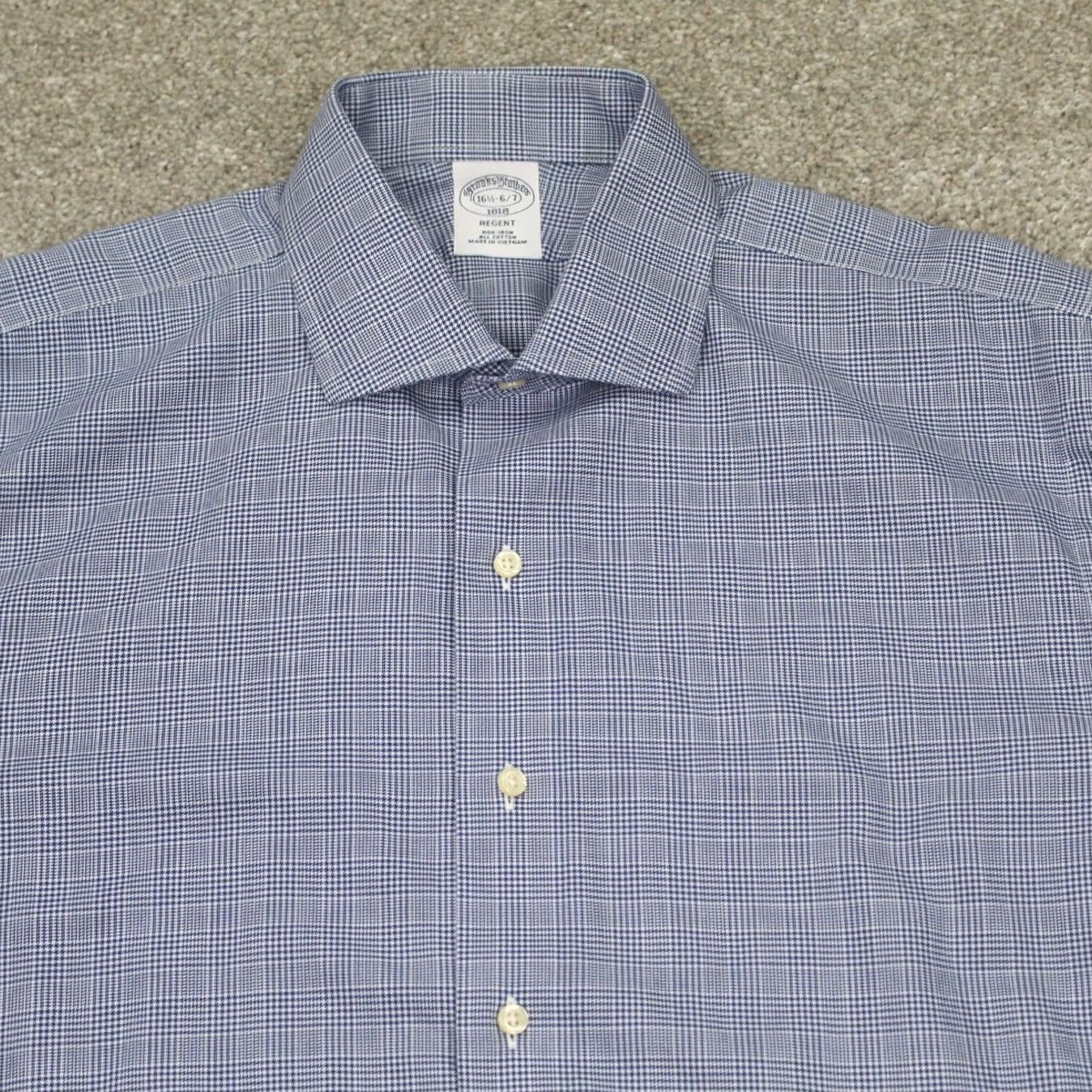 Brooks Brothers Brooks Brothers Regent Dress Shirt Men 16.5 Blue 100% Cotton Non-Iron Long Sleeve Button-Down Collar 33 in Regular Fit Modern Classic 16.5 Mens Size 46R - 6 Thumbnail