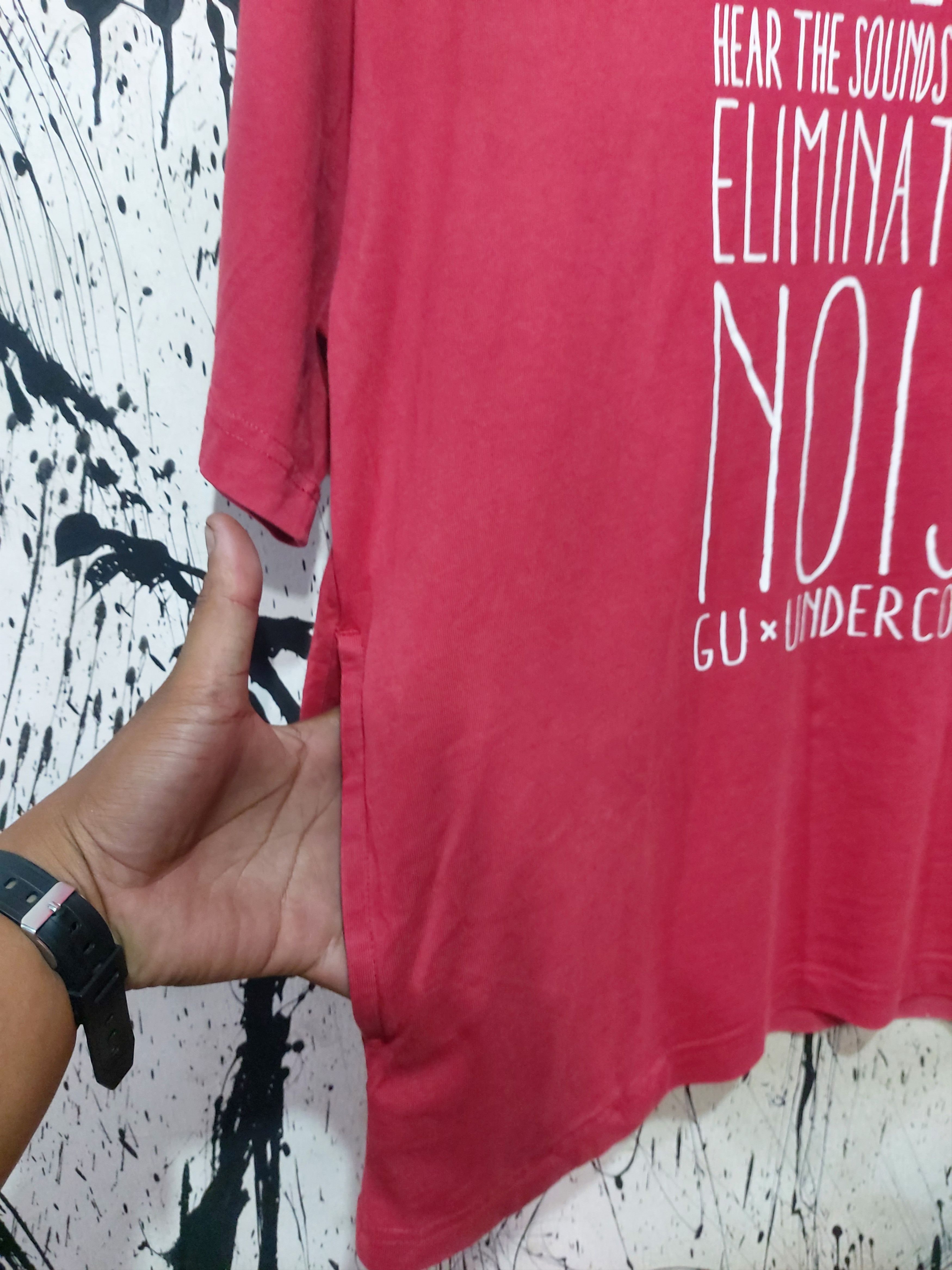 GU × Jun Takahashi × Undercover GU X UNDERCOVER FREEDOM SCRIPT TEE Size US S / EU 44-46 / 1 - 5 Thumbnail
