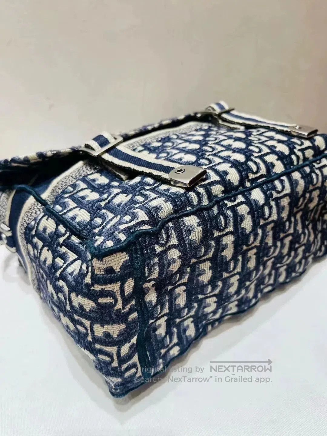 Dior Dior Camp Monogram Messenger Bag. Size ONE SIZE - 7 Thumbnail