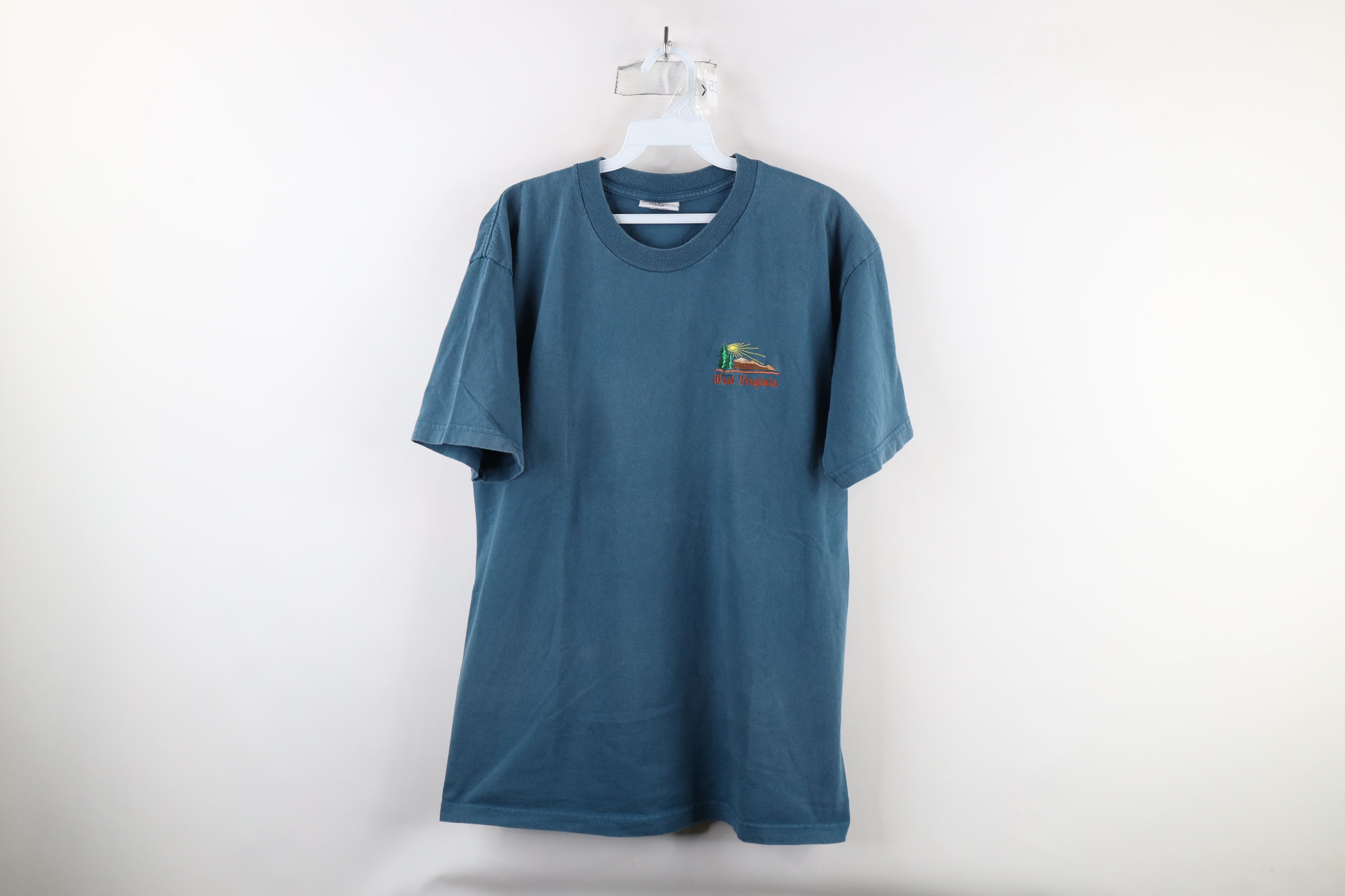 Vintage Vintage 90s Streetwear Out West Virginia T-Shirt Blue USA Size US L / EU 52-54 / 3 - 1 Thumbnail