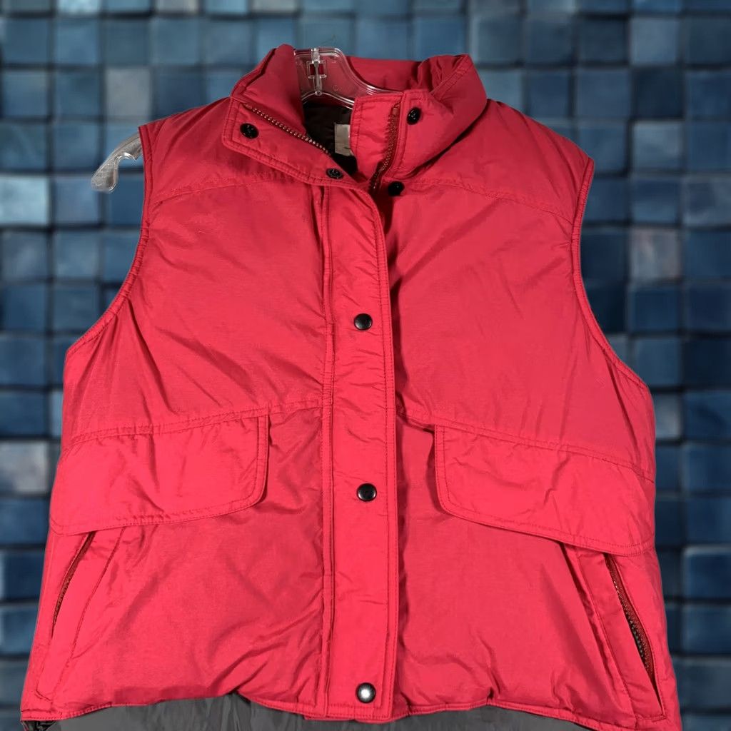 Vintage REI Puffer Vest Womens 10 Red Nylon Down Full Zip Collared Outdoor Vest Womens 10 Red Nylon Down Full Zip Collared Outdoor Vap? Size L / US 10 / IT 46 - 1 Thumbnail