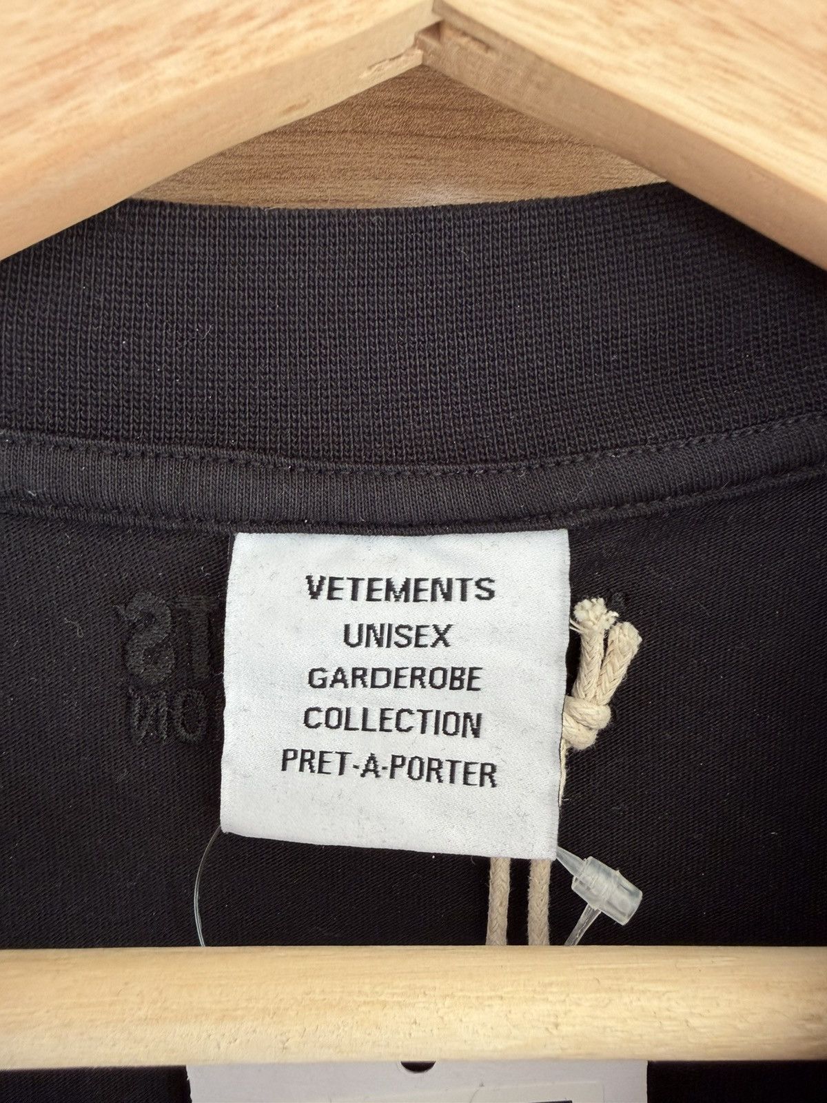 Vetements Vetements Anarchy T-shirt Size US XS / EU 42 / 0 - 6 Thumbnail