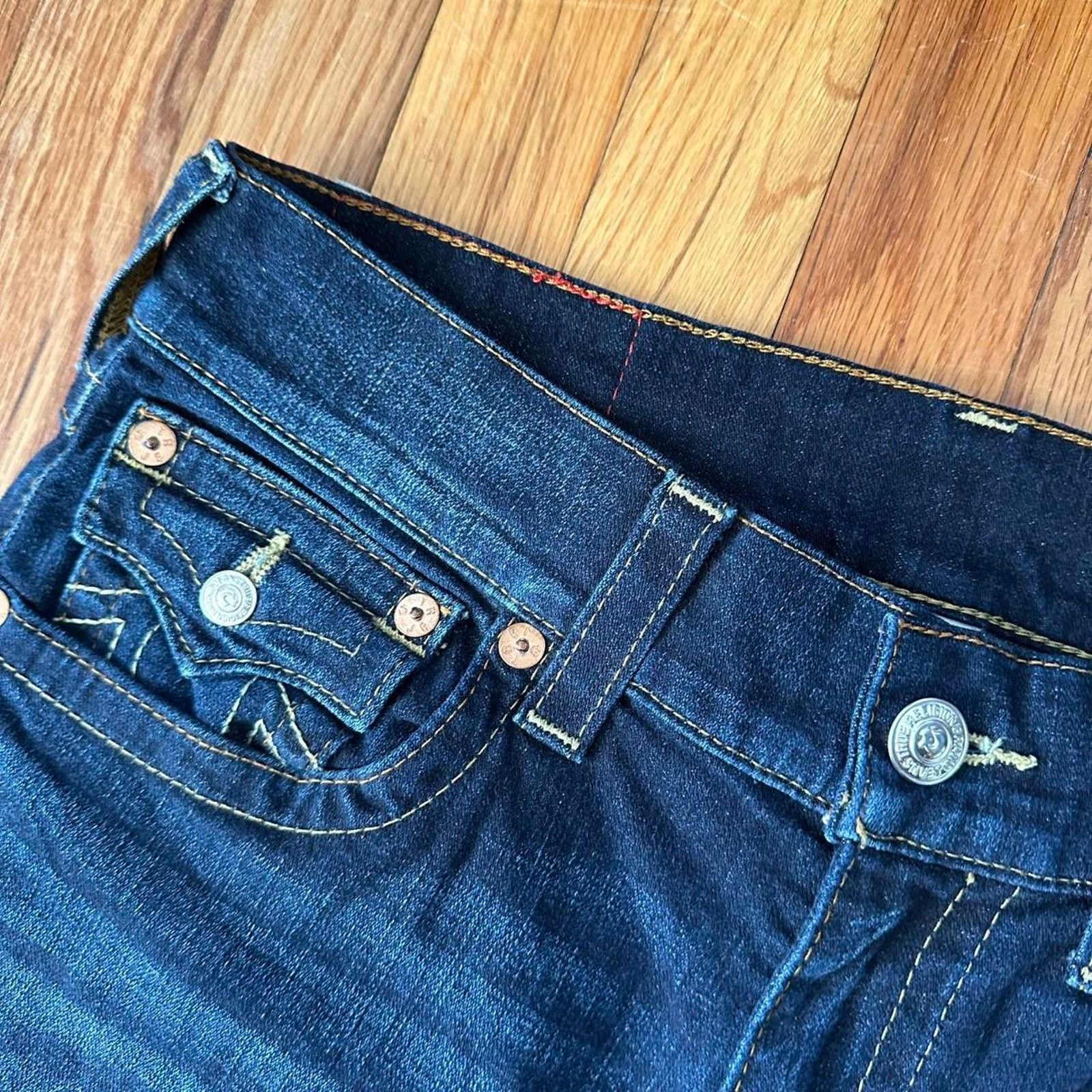 True Religion True Religion Flap Pocket Straight Relaxed Fit Jeans size 32 Size US 32 / EU 48 - 3 Thumbnail