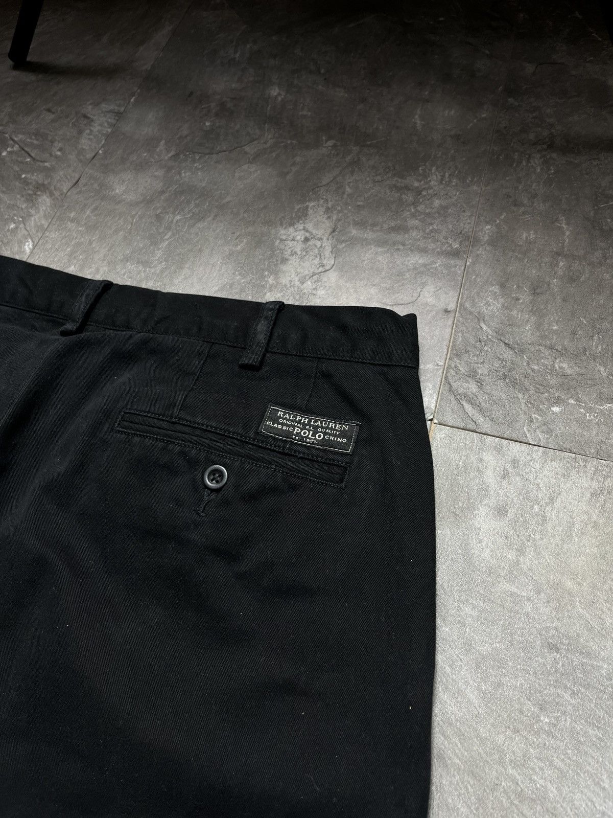 Polo Ralph Lauren Polo Ralph Lauren Black Chino Pants Size US 34 / EU 50 - 2 Thumbnail