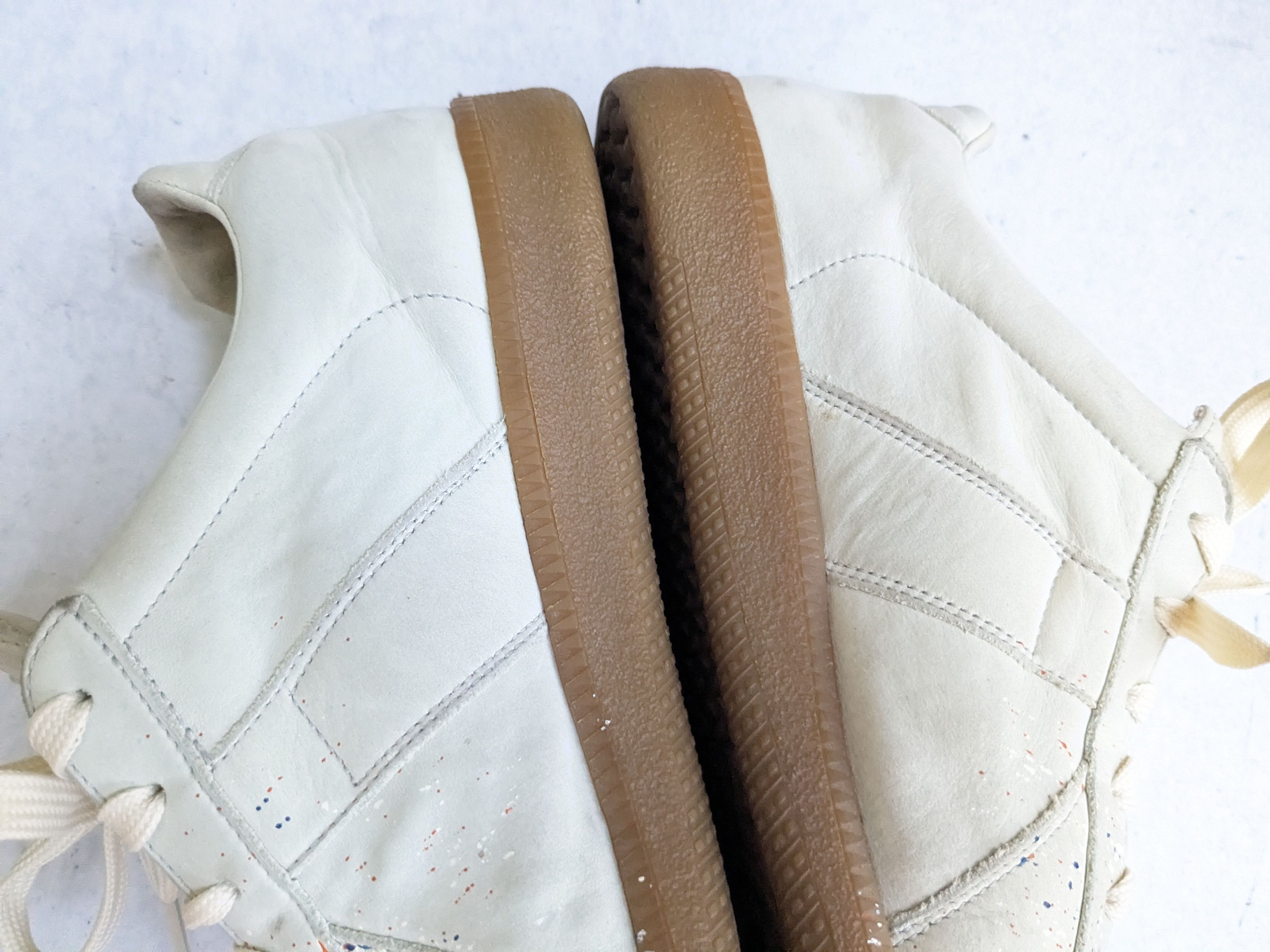 Maison Margiela Maison Margiela Replica GAT Paint Splatter 9 42 Low Tops Gum Size US 9 / EU 42 - 18 Thumbnail