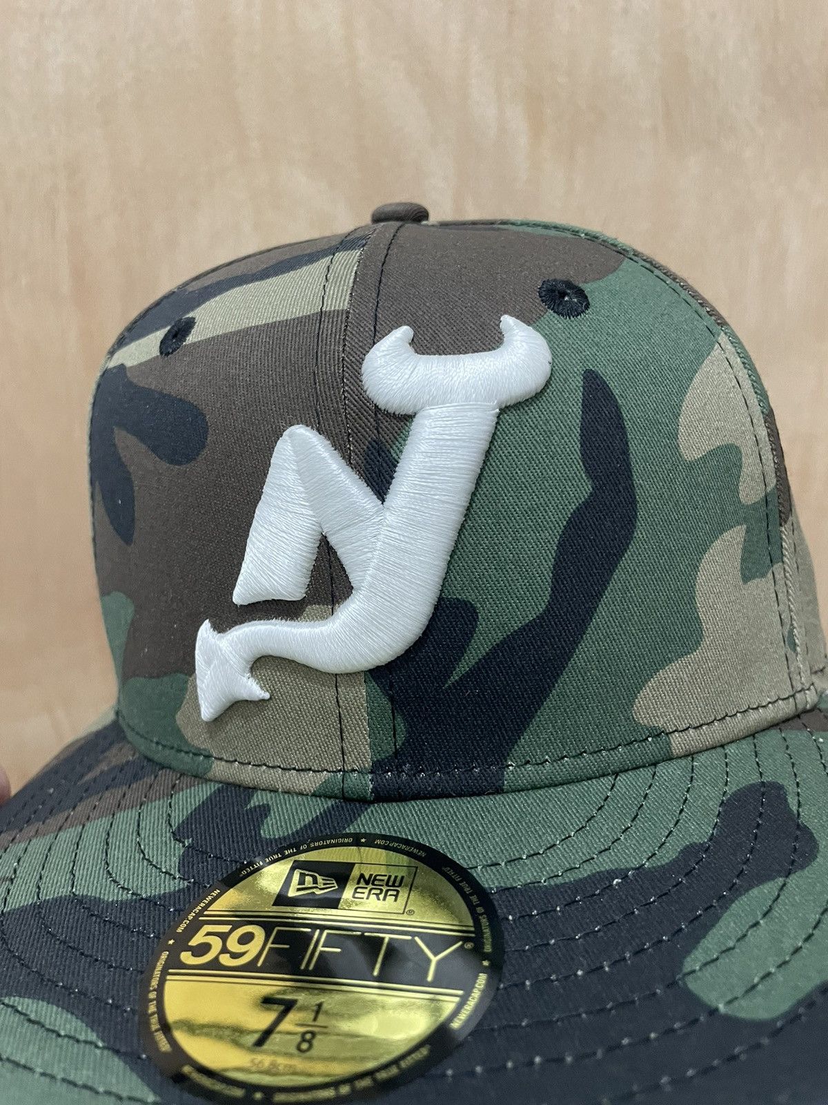 NHL Myfitteds New Jersey devils camo 2000 nhl Stanley cup 7 1/8 Size ONE SIZE - 3 Thumbnail