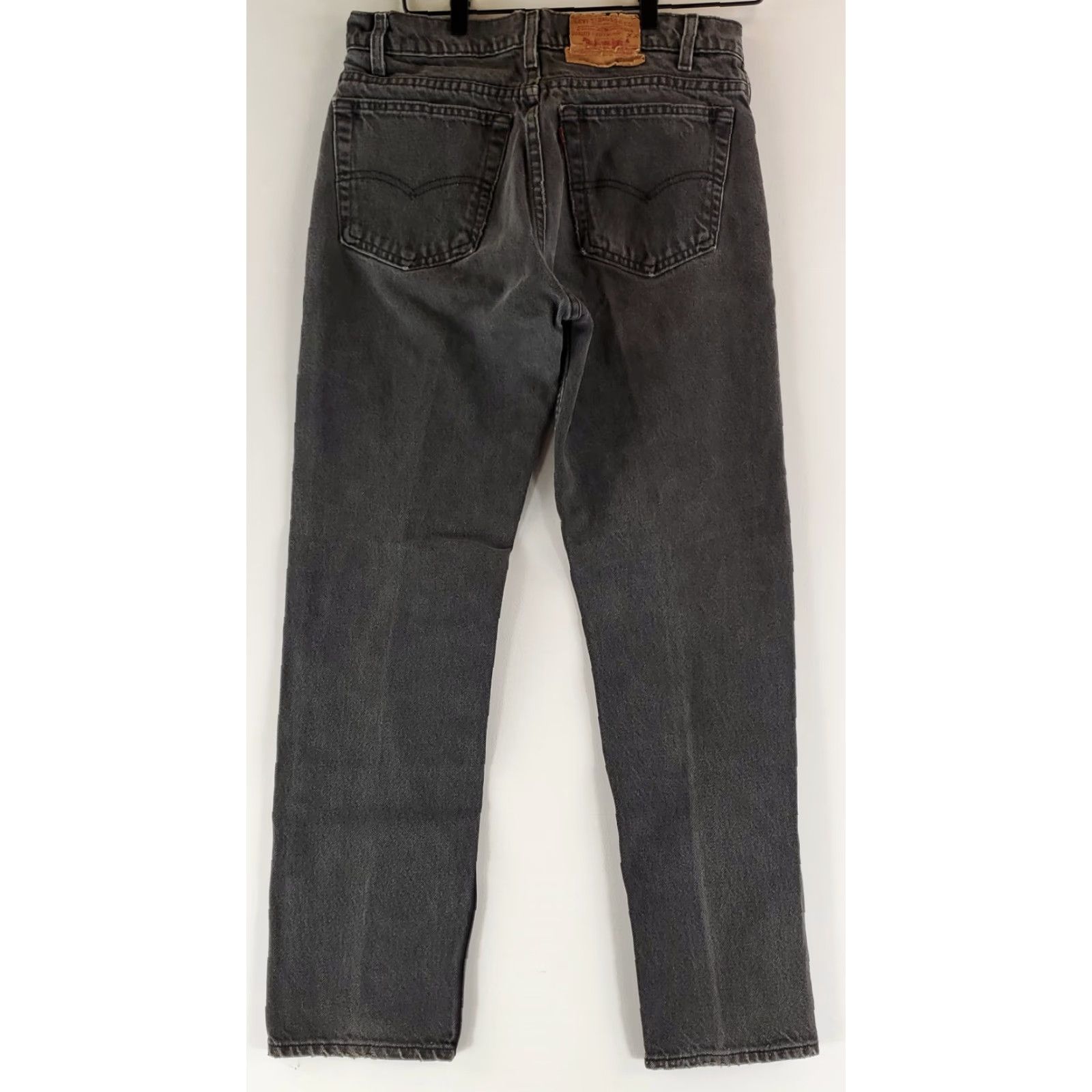 Levi's VINTAGE Levi's 505 Black Jeans Mens 32 Regular Inseam 29 Straight 80s 90s 33x30 (32x29 Actual) Size US 32 / EU 48 - 5 Thumbnail