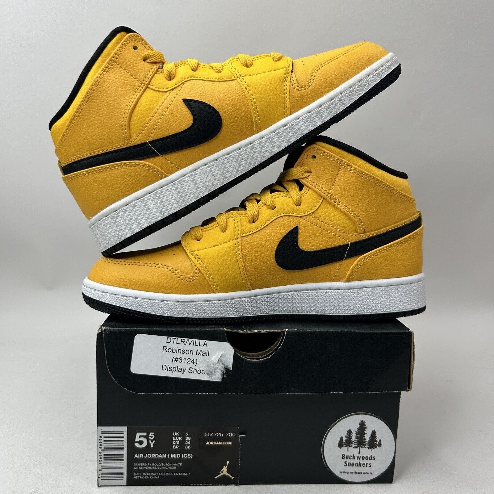 Nike Nike Air Jordan 1 Mid GS “University Gold” 2023 Size US 7 / IT 37 - 3 Thumbnail
