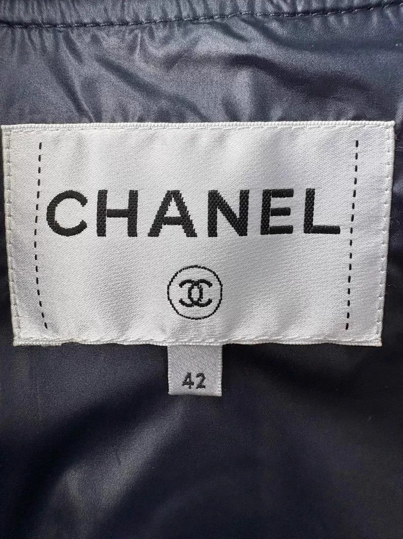 Chanel Chanel Silver pleated double C logo sheepskin jacket Size S / US 4 / IT 40 - 7 Thumbnail