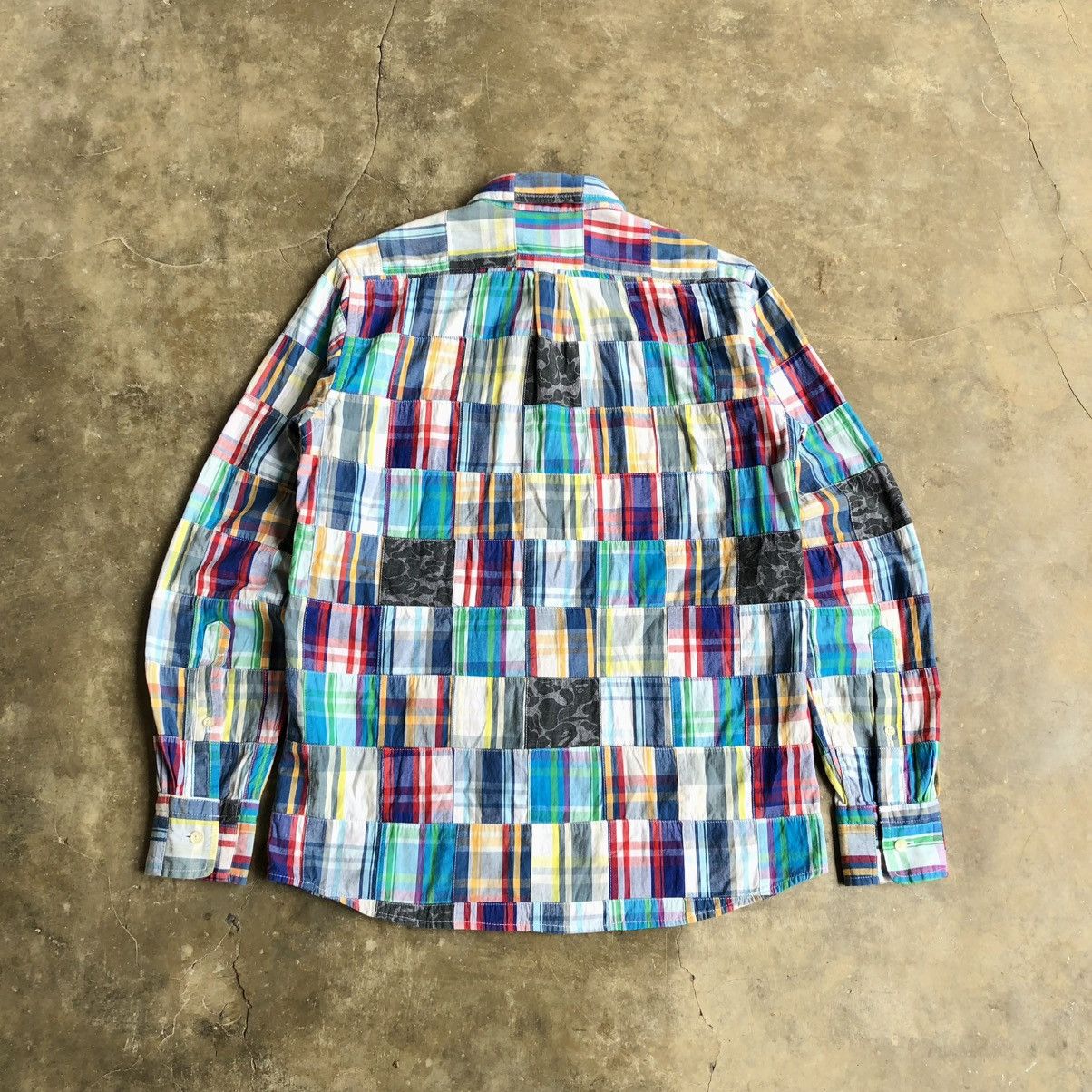 Bape OG Bape A Bathing Ape Camo Patchwork Long Slevee Shirt Size US S / EU 44-46 / 1 - 12 Thumbnail