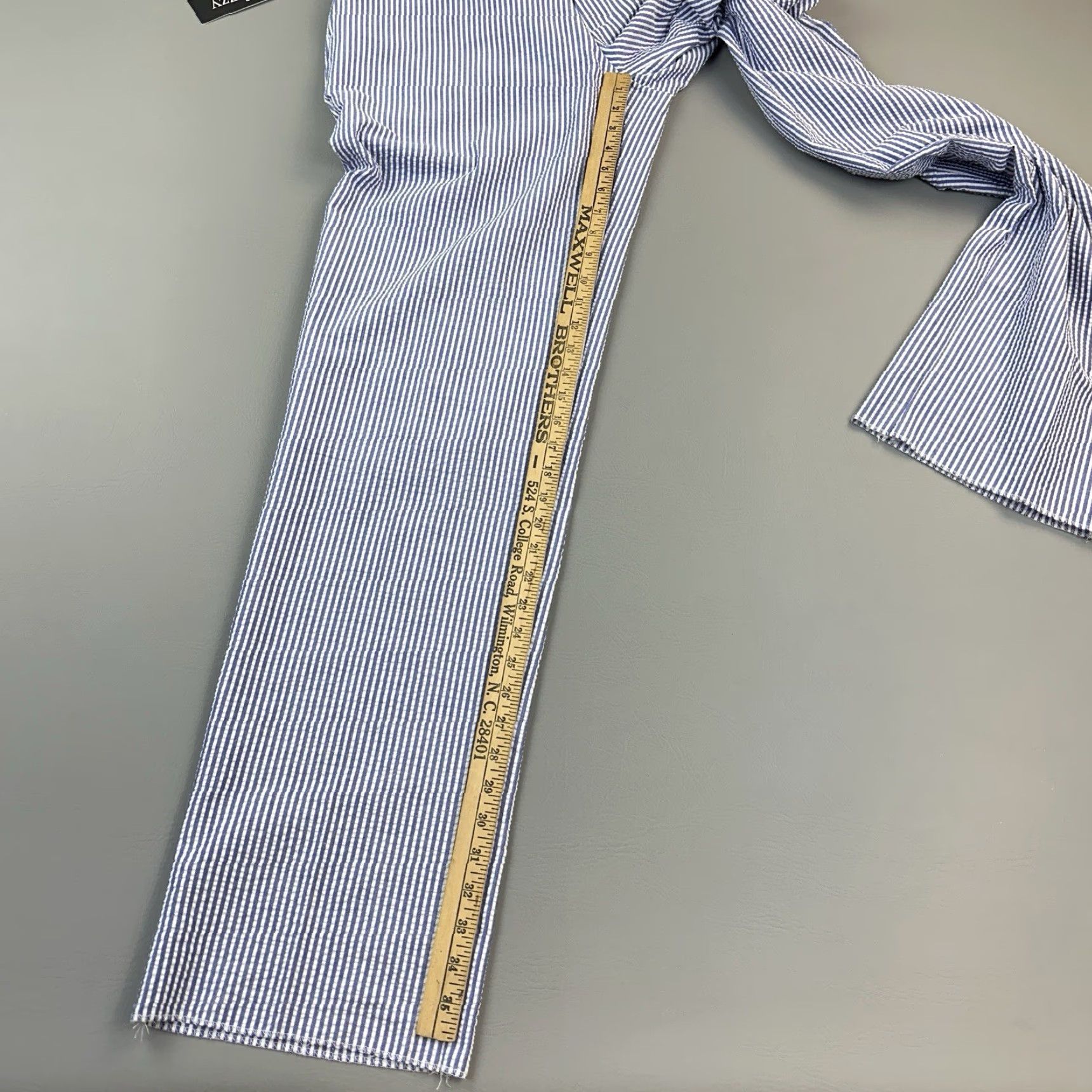 Vintage Afazzy New York Pants Mens 34 White Blue Seersucker Tailor Ready Hem NWT Size US 34 / EU 50 - 2 Thumbnail