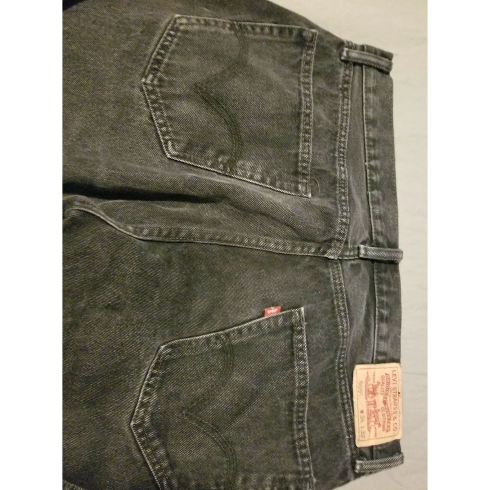 Levi's **Levi's 505 Men's Regular Straight Black Jeans 36x32** User: Levi's 505 Men's Regular Straight Black Jeans 36x32 Size US 36 / EU 52 - 2 Thumbnail