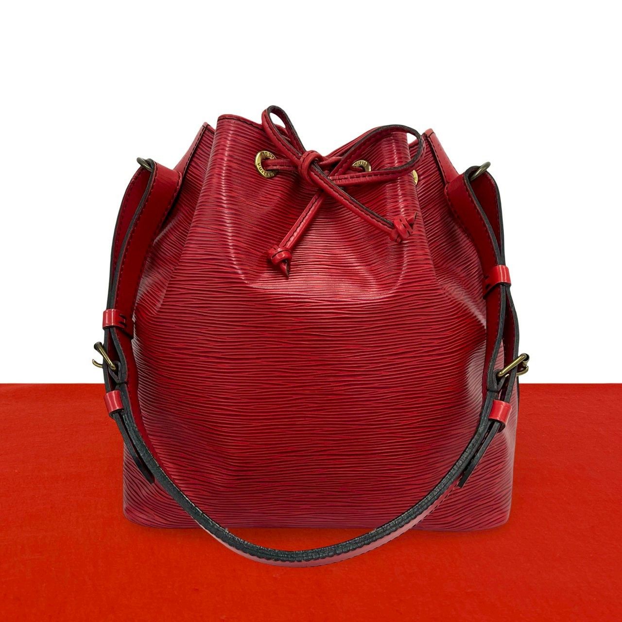 Louis Vuitton Louis Vuitton Louis Vuitton Petit Noe Epi Shoulder Bag Leather Shoulder Bag DUTY FREE for USA Size ONE SIZE - 1 Thumbnail