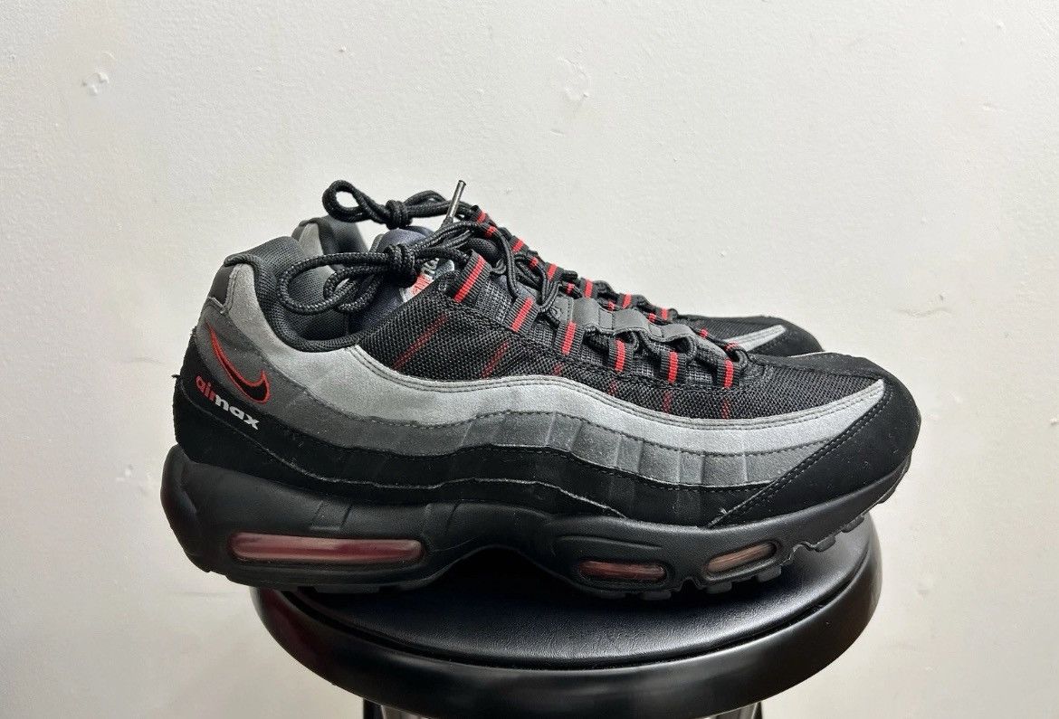 Nike Nike AirMax 95 Logo Reverse Chili Rare Size 13 | Grailed