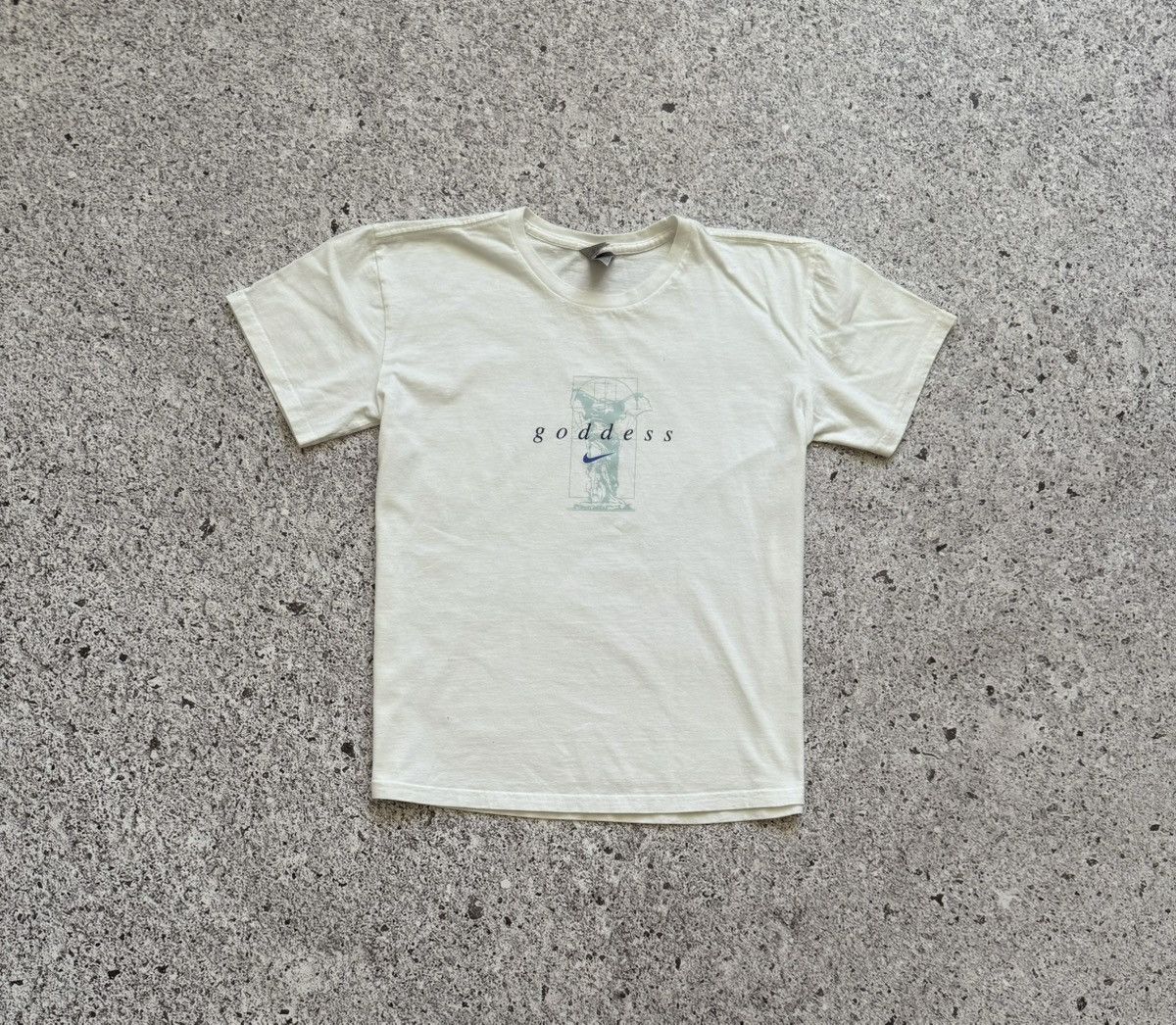 Nike × Vintage Vintage 2000’s Nike Goddess Rare Retro Made In USA T-shirt Size US S / EU 44-46 / 1 - 2 Thumbnail