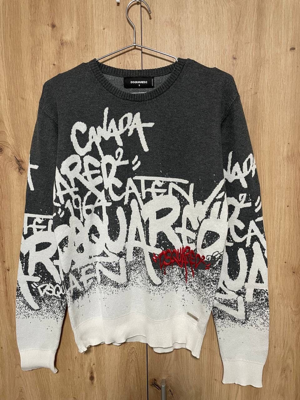 Dsquared2 DSQURED2 OVERPRINTED GRAFFITI RARE SWEATER/ SWEATSHIRT Size US S / EU 44-46 / 1 - 3 Thumbnail